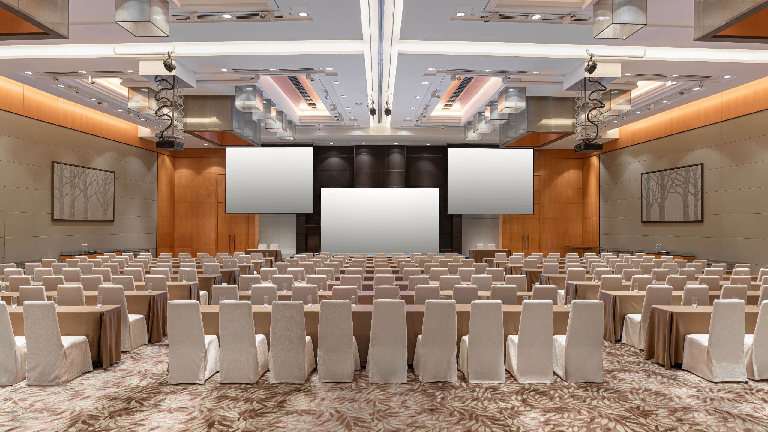 Hyatt Regency Hong Kong, Sha Tin Regency Ballroom Classroom