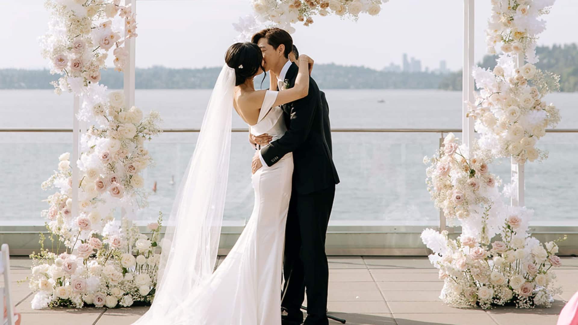 2 of 4 Hyatt Regency Lake Washington at Seattle's Southport Couple Kissing