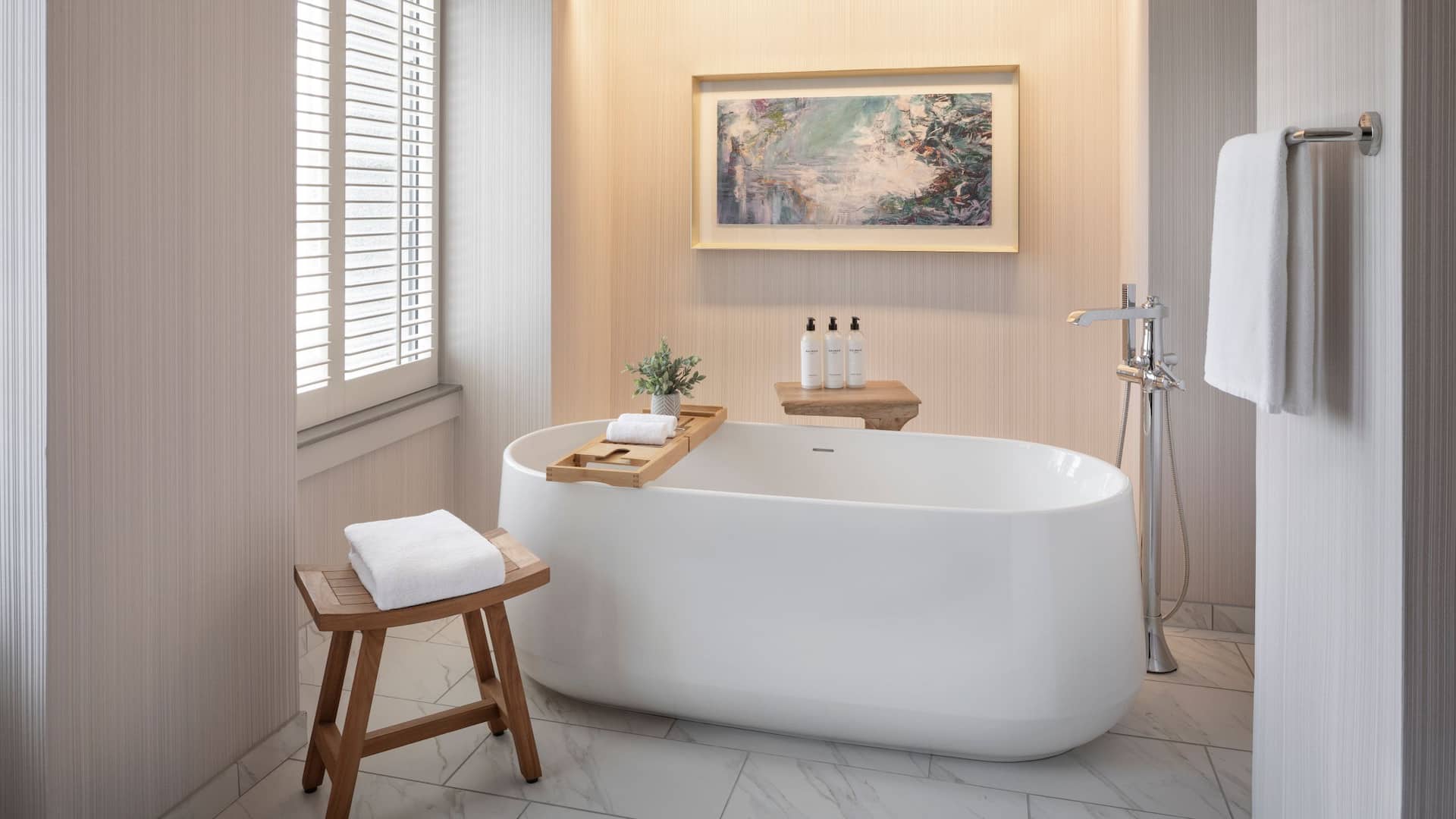 5 de 7 Grand Hyatt Atlanta in Buckhead Presidential Suite Bathtub