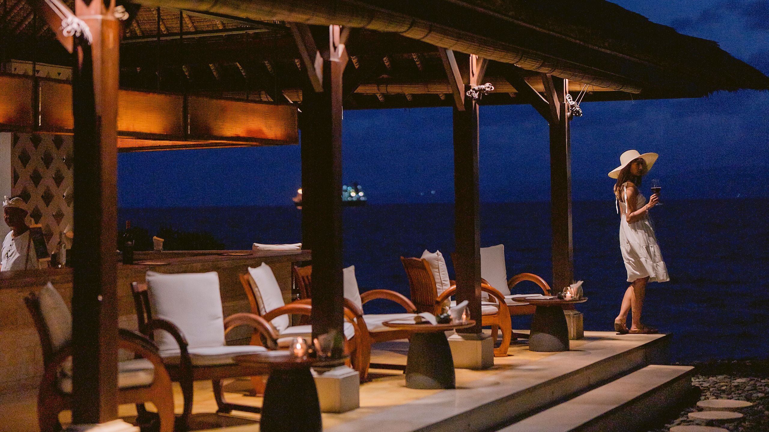 Alila Manggis Ocean Bar Cocktail Evening