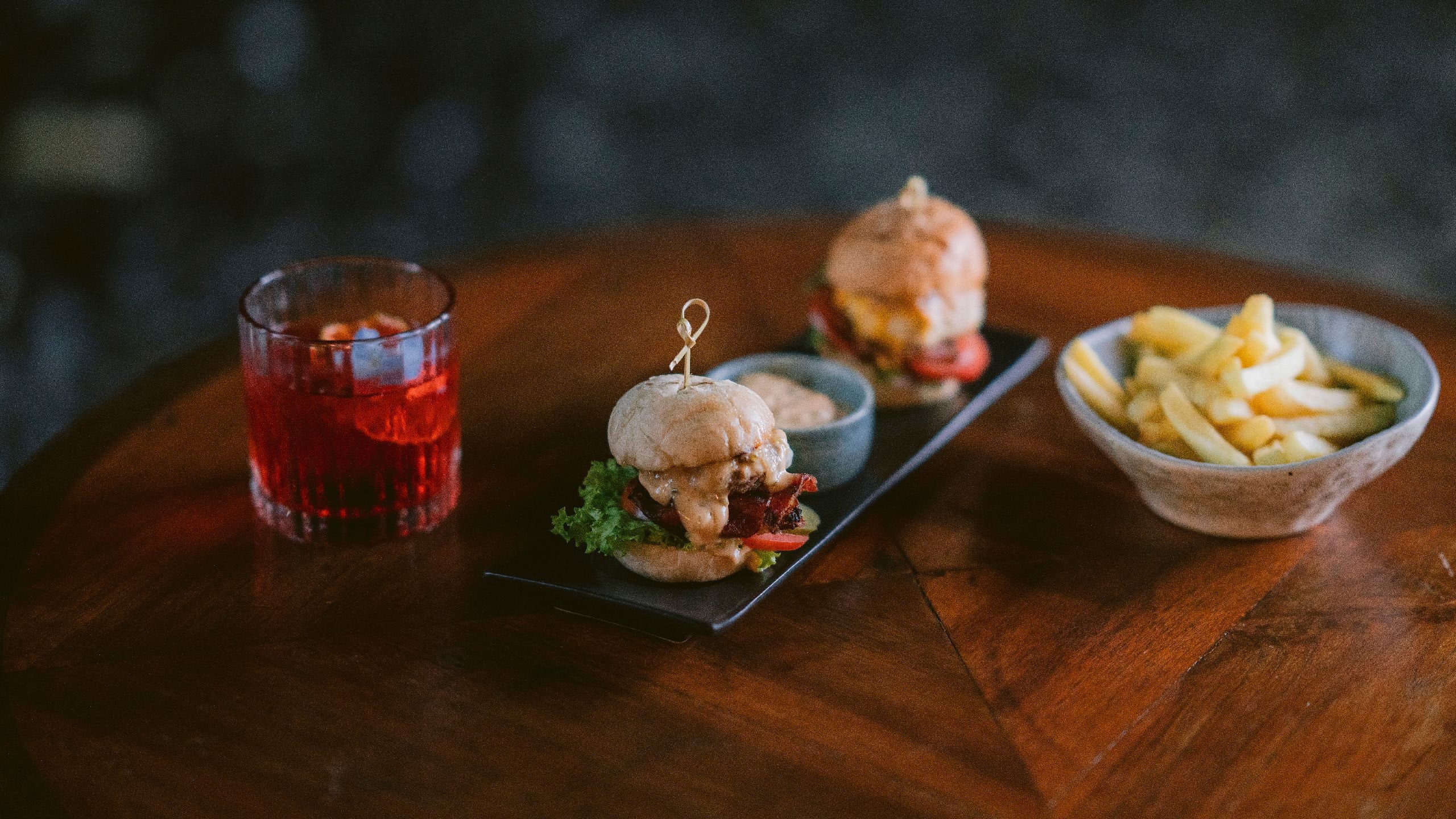 Alila Manggis Cocktail Sliders Fries
