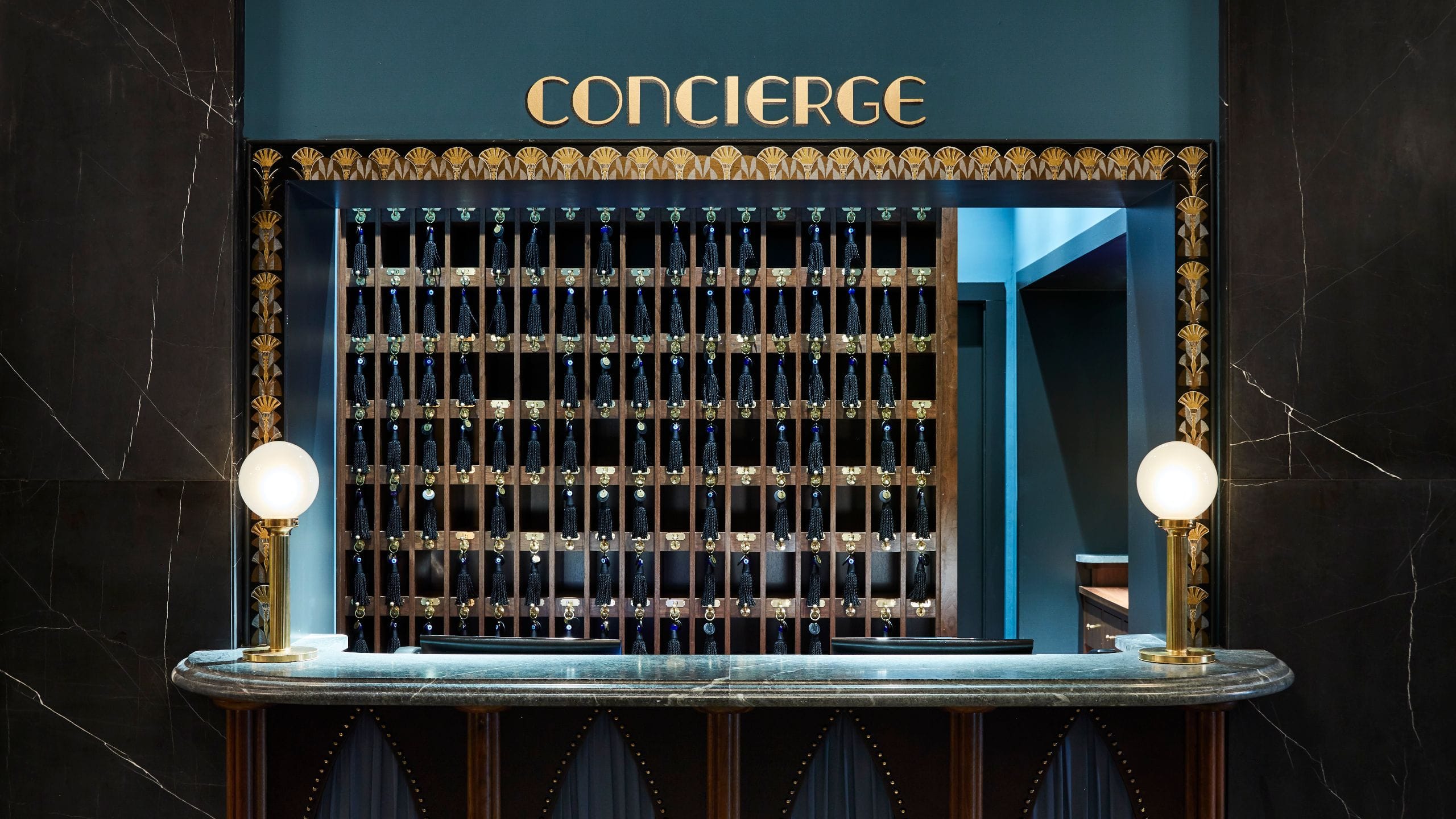 Maison Métier Concierge Desk