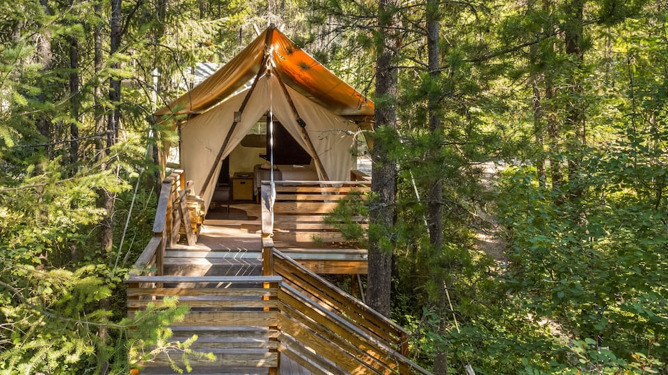 Discover Glamping & Outdoor Resorts with Under Canvas | World of Hyatt