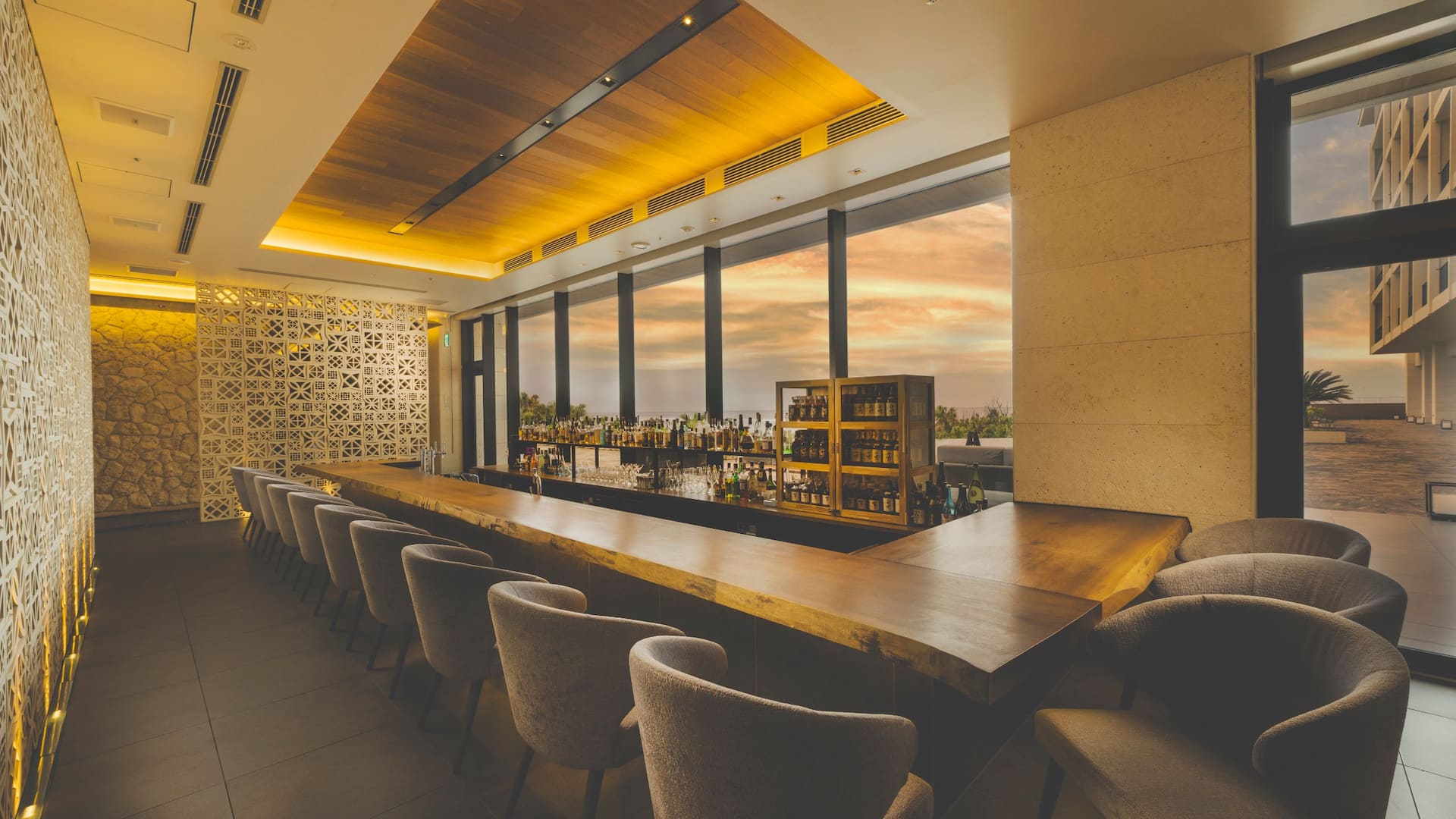 1 of 5 Hyatt Regency Seragaki Island, Okinawa Shirakachi Bar