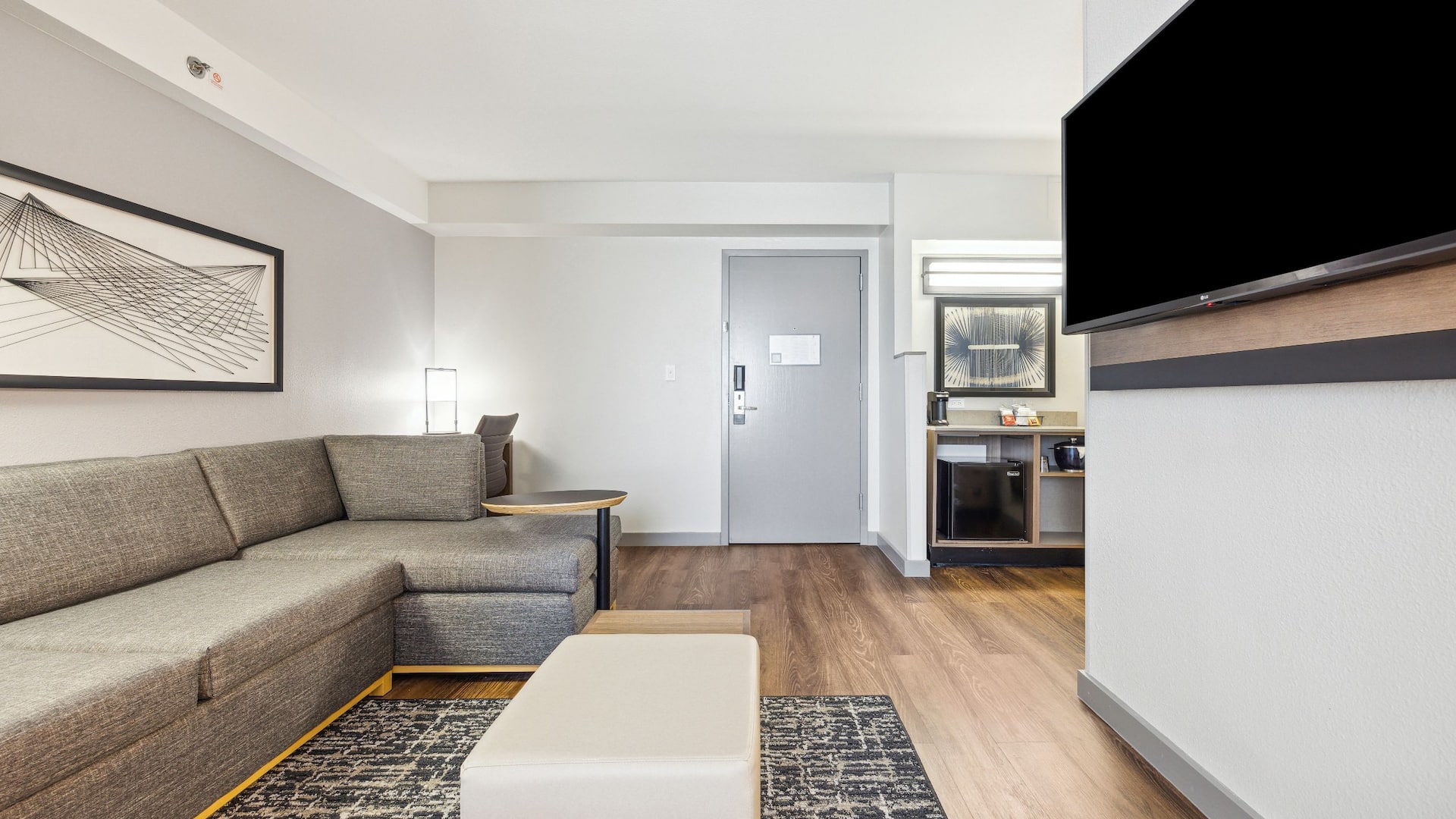 Hyatt Place San Antonio-Northwest/Medical Center Livingroom Close