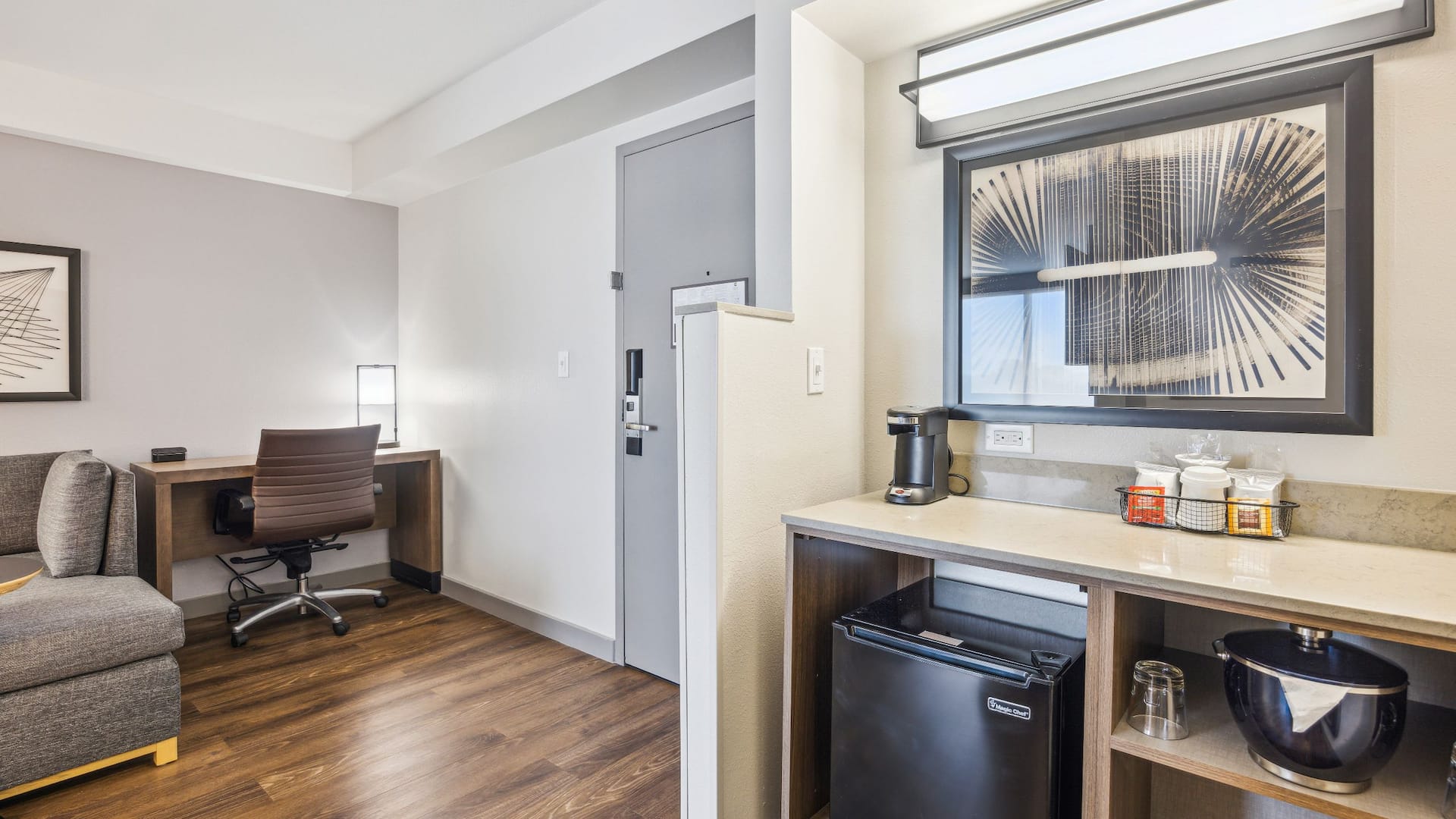 Hyatt Place San Antonio-Northwest/Medical Center Suite Mini Fridge