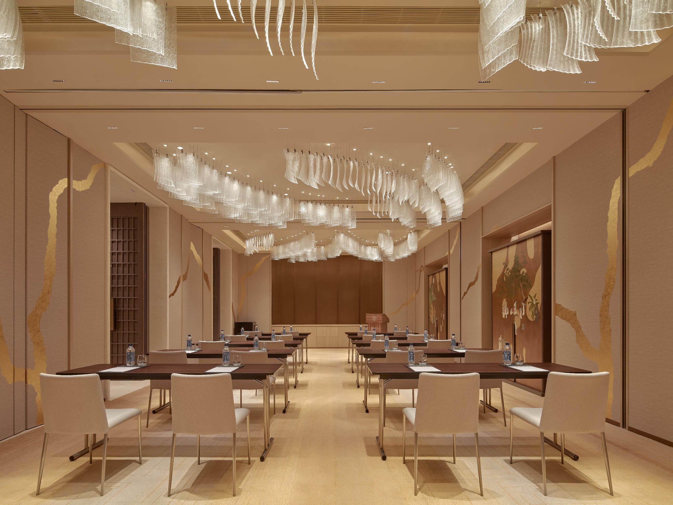 Yada Xishan Hotel Yixing Salon Desk