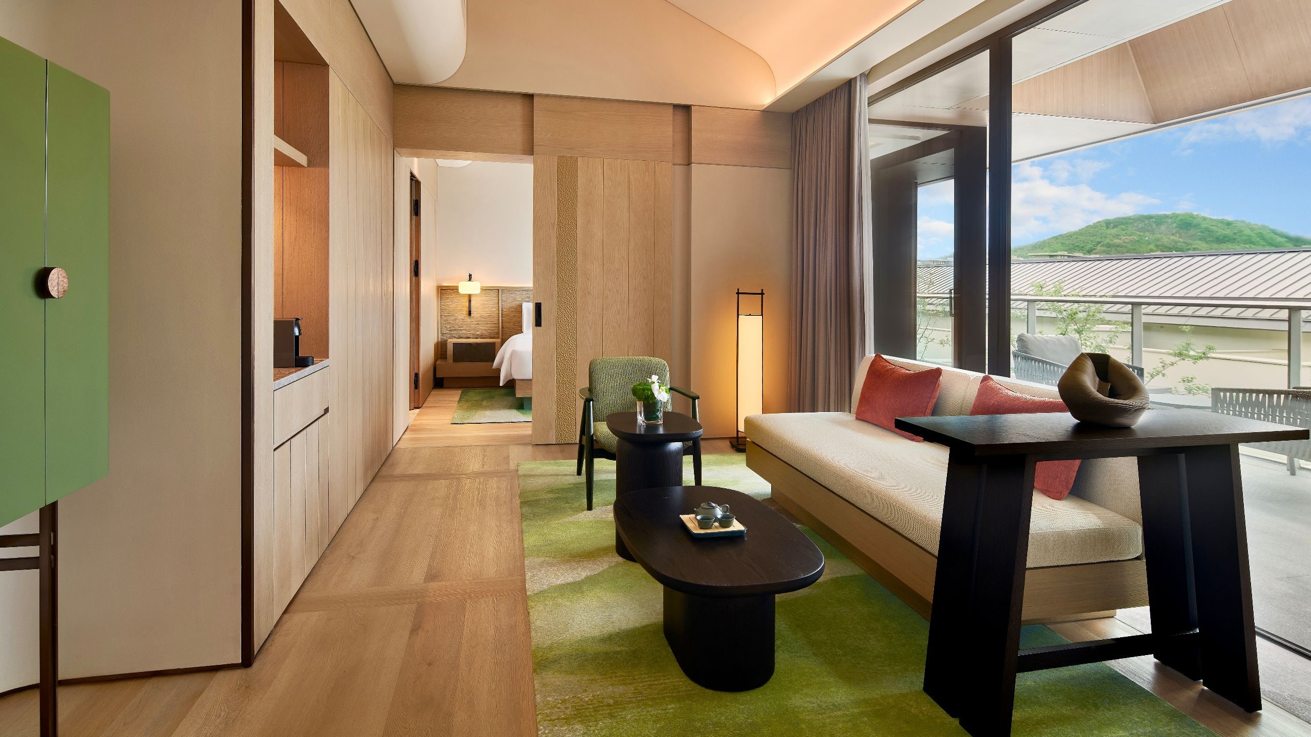 1 of 2 Yada Xishan Hotel Yixing Deluxe Suite Twin Living Room