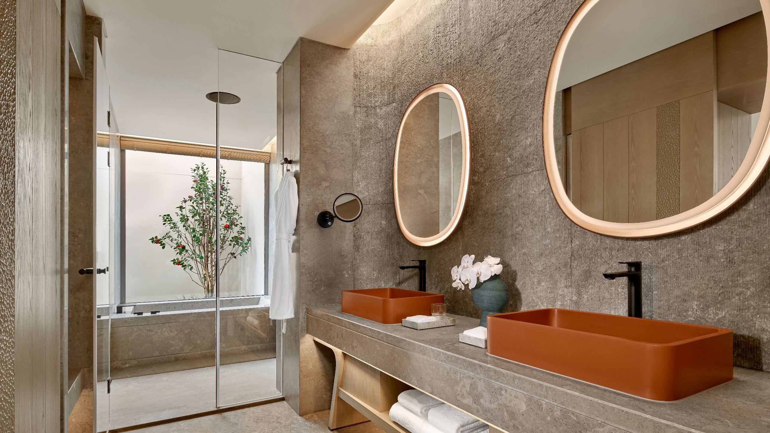 2 of 2 Yada Xishan Hotel Yixing King Room Bathroom