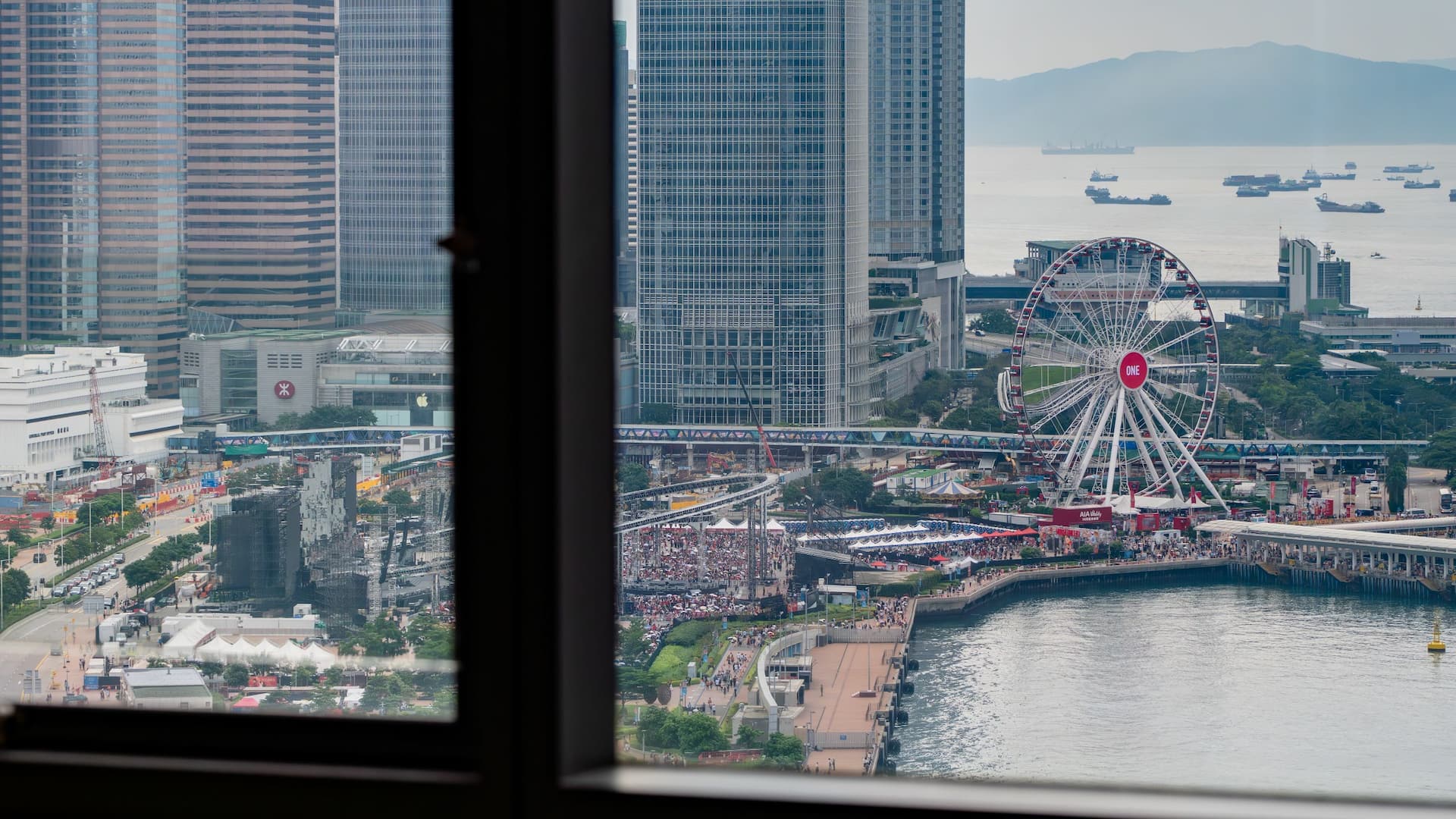 Grand Hyatt Hong Kong King Bed Harbour View Room Sofa