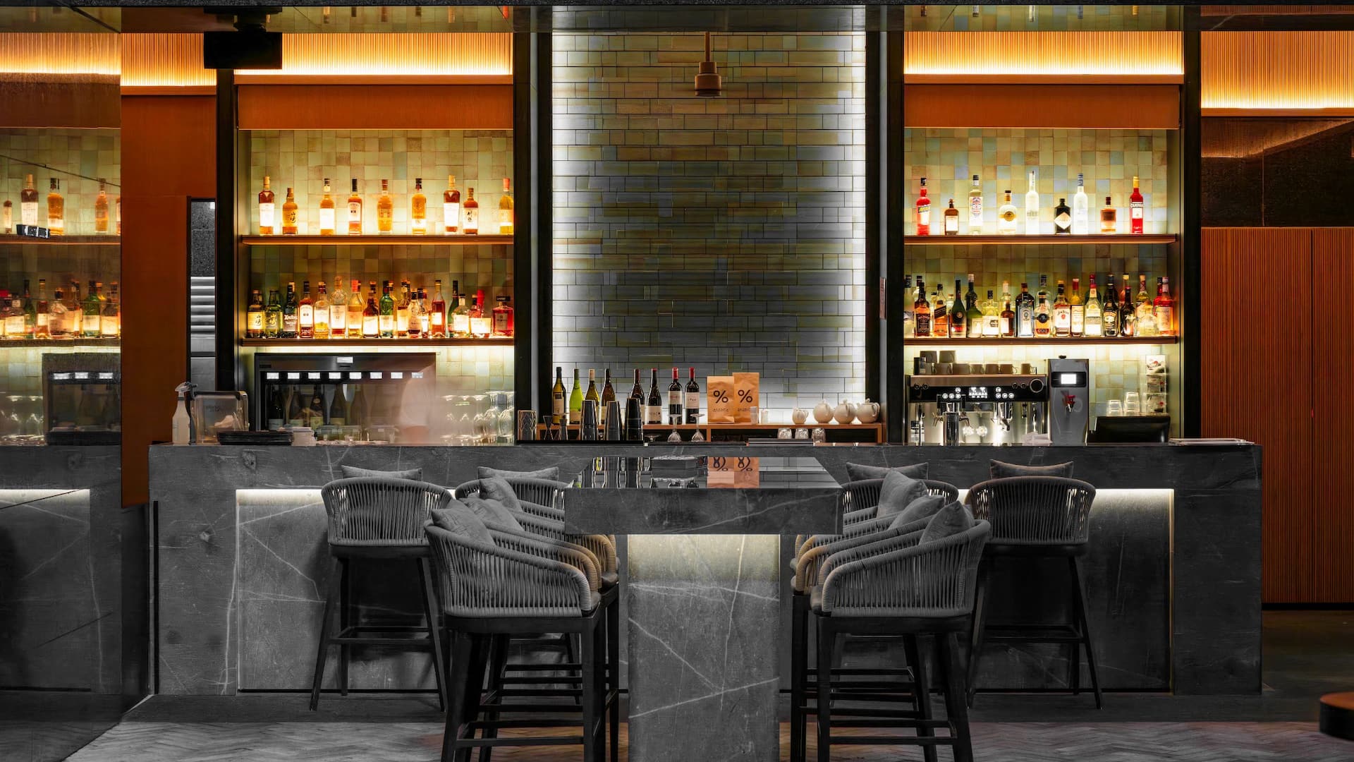 Grand Hyatt Hong Kong Waterfall Bar