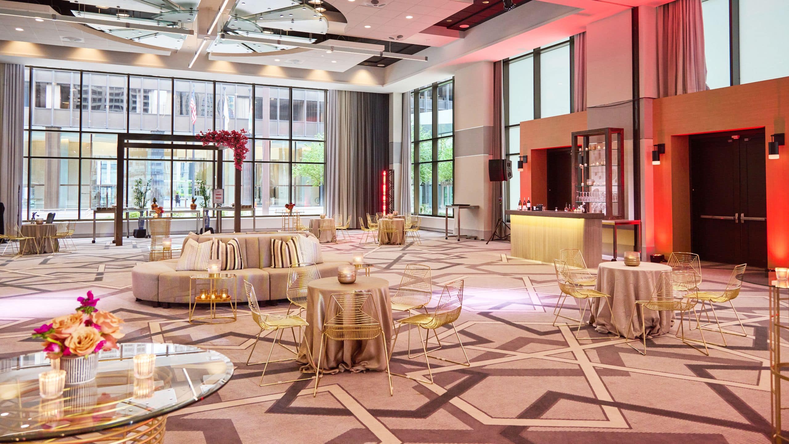 Hyatt Regency Chicago Crystal Ballroom Soft Seating