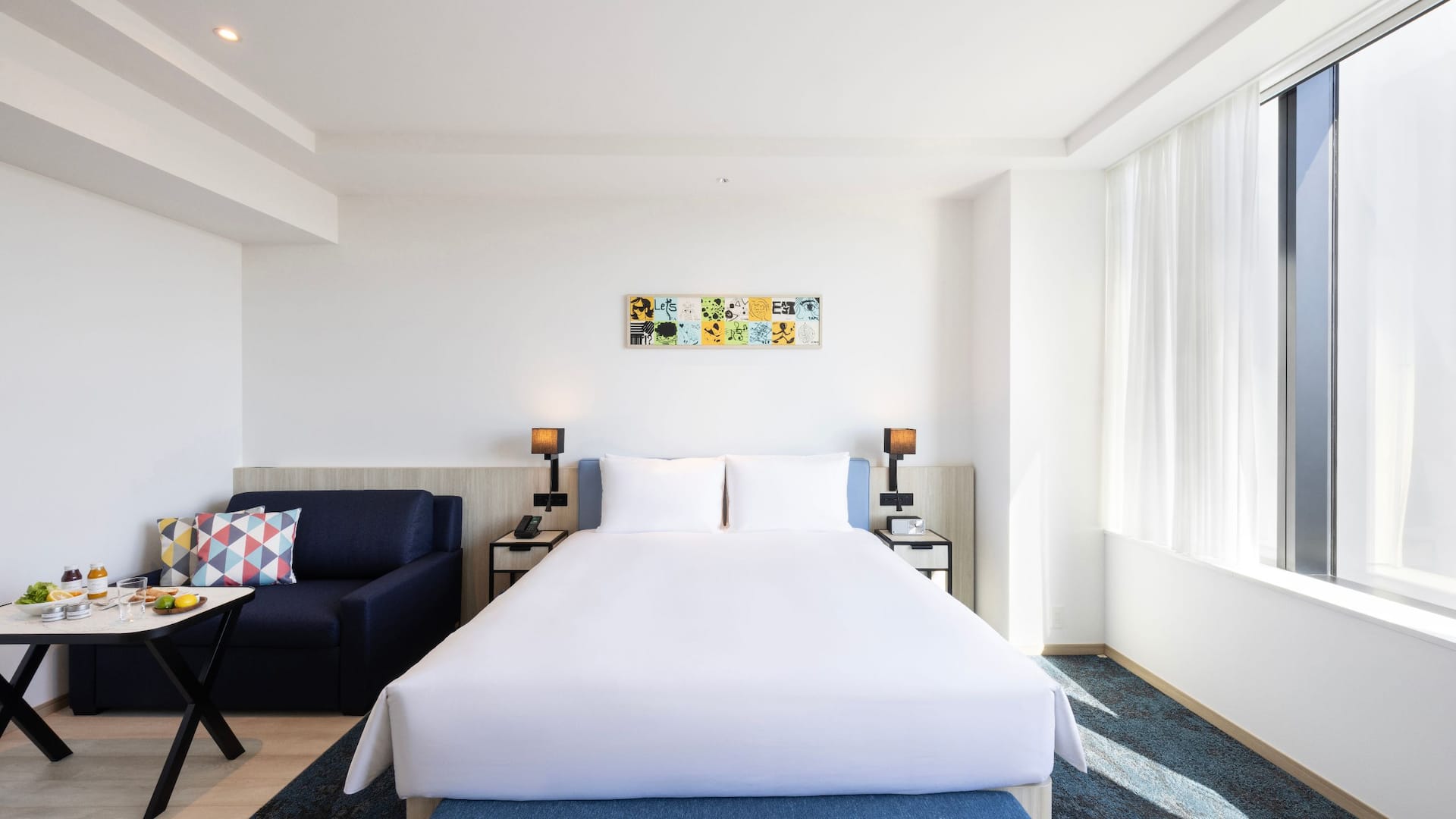 Hyatt House Tokyo Shibuya King Deluxe Guestroom Beds Window