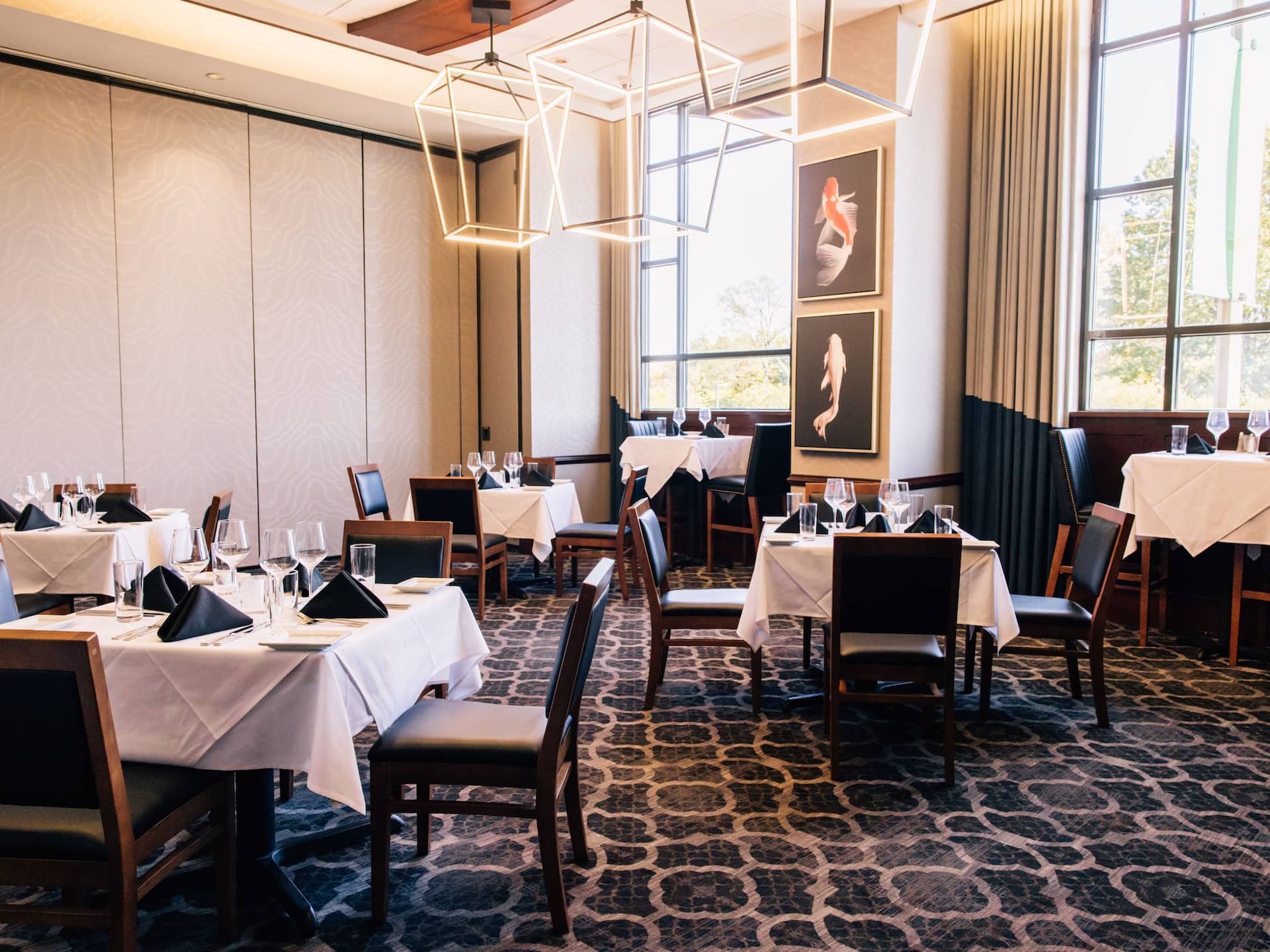 Hyatt Regency St. Louis at The Arch Ruths Chris Dining Room