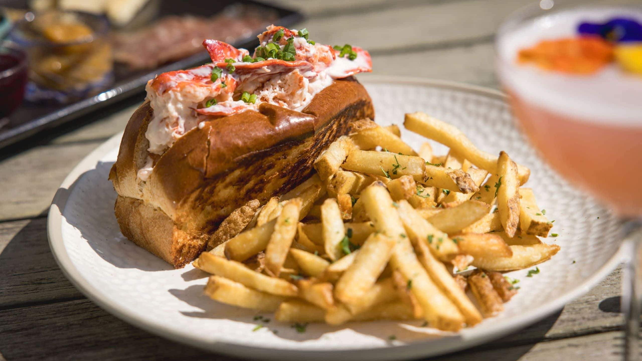 Park Hyatt Chicago Nomi Lobster Roll