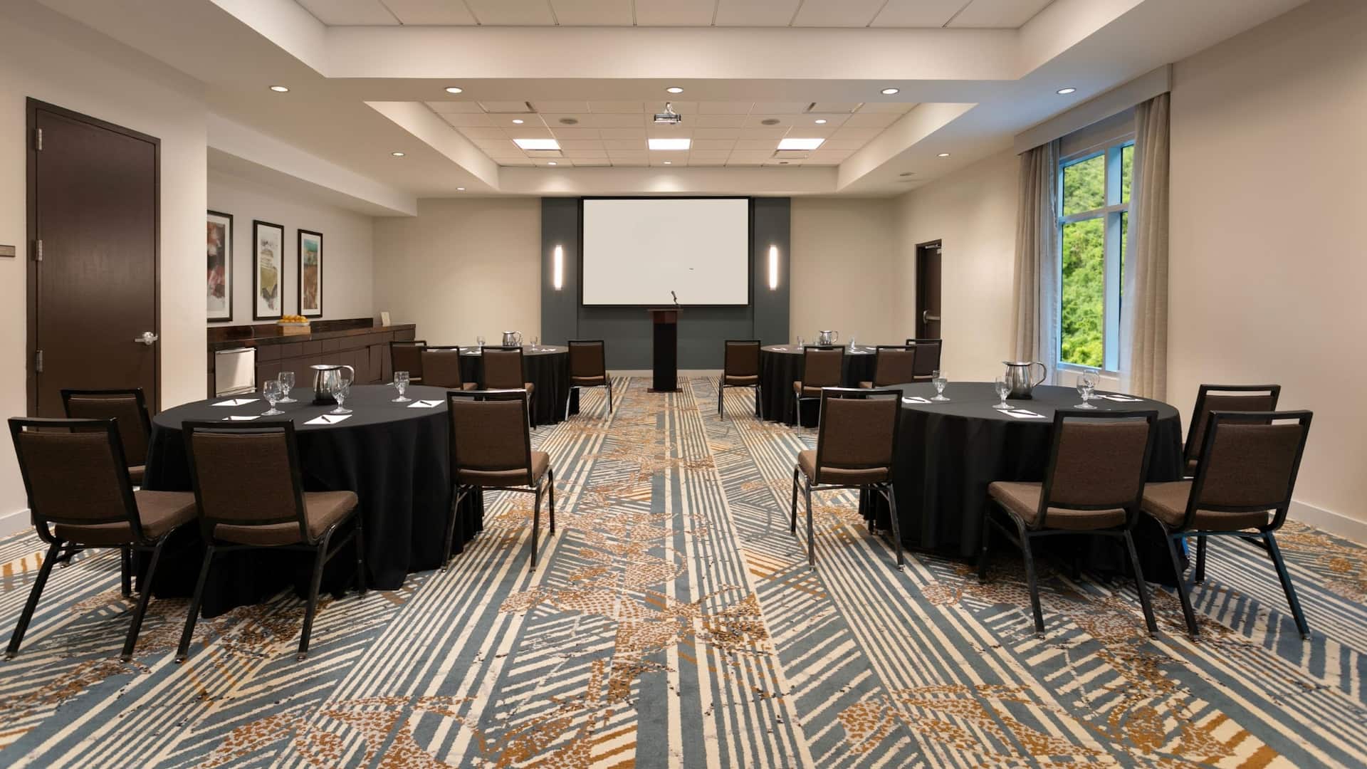 Hyatt Place Manatí Crescent Style