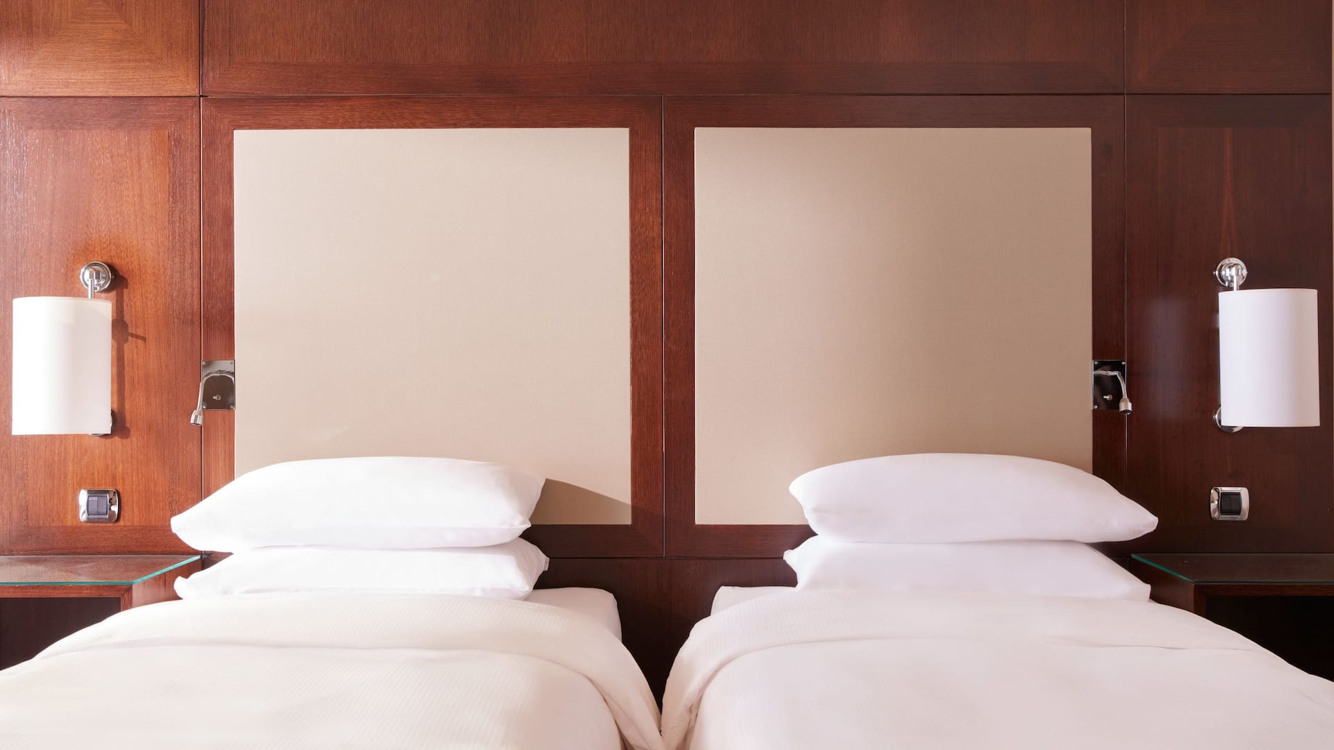 2 de 5 Hyatt Regency Nice Palais de la Méditerranée Twin Bed
