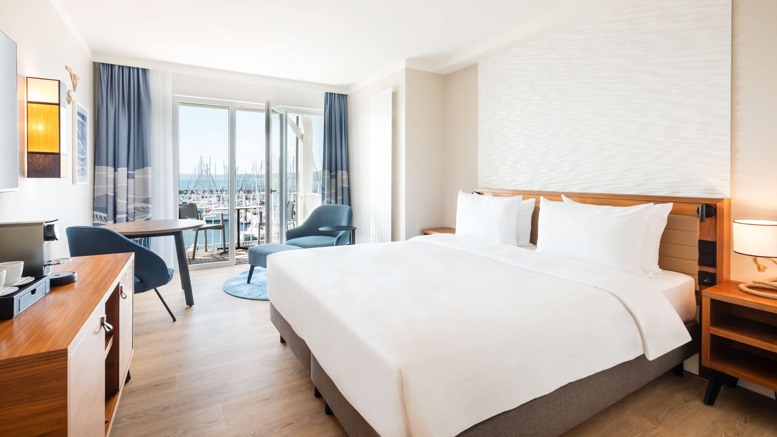 Lindner Hotel Boltenhagen Deluxe One King Bed Sea View