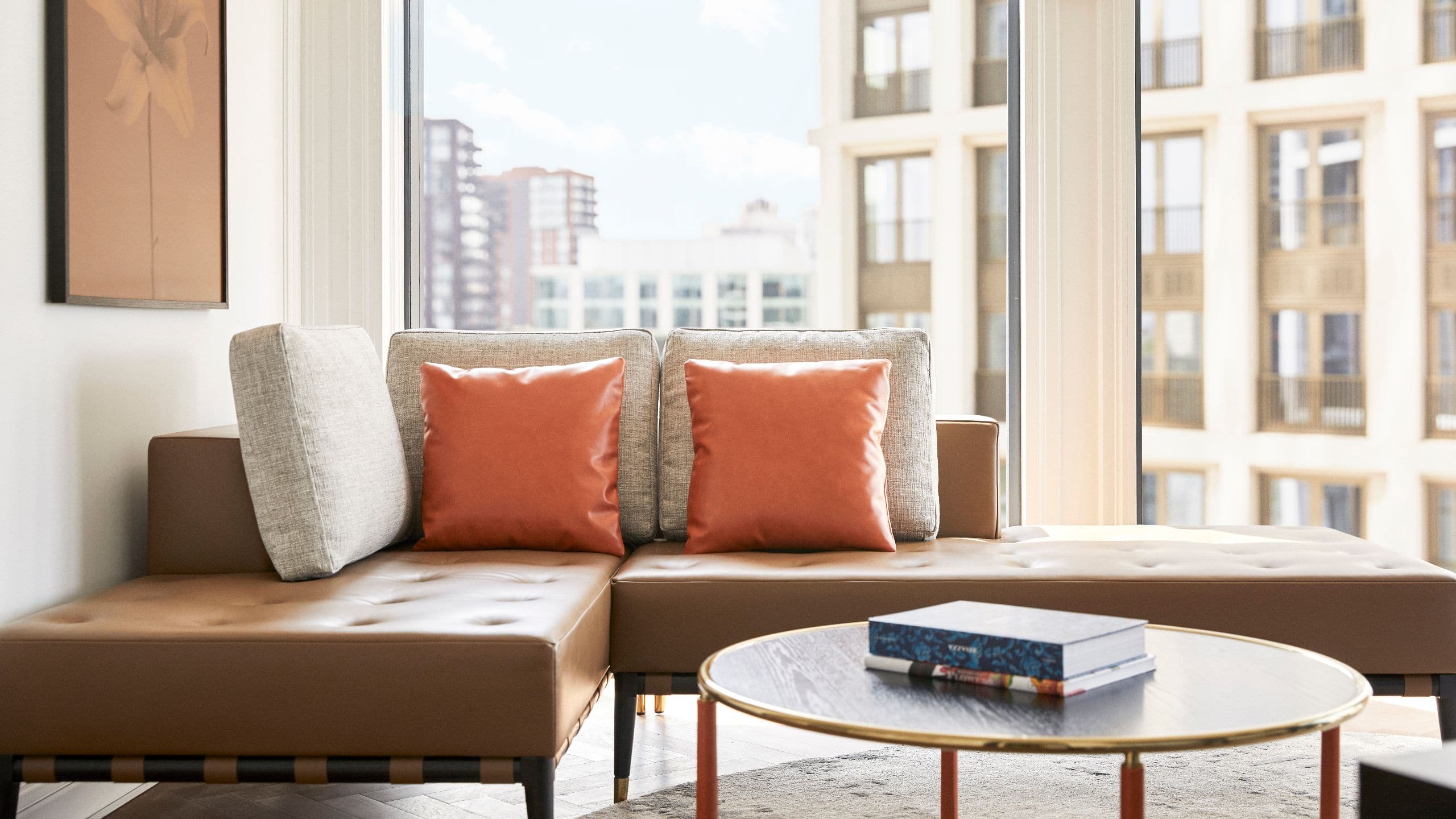 第 4，共 6 Park Hyatt London River Thames Suite Park Living Room View City