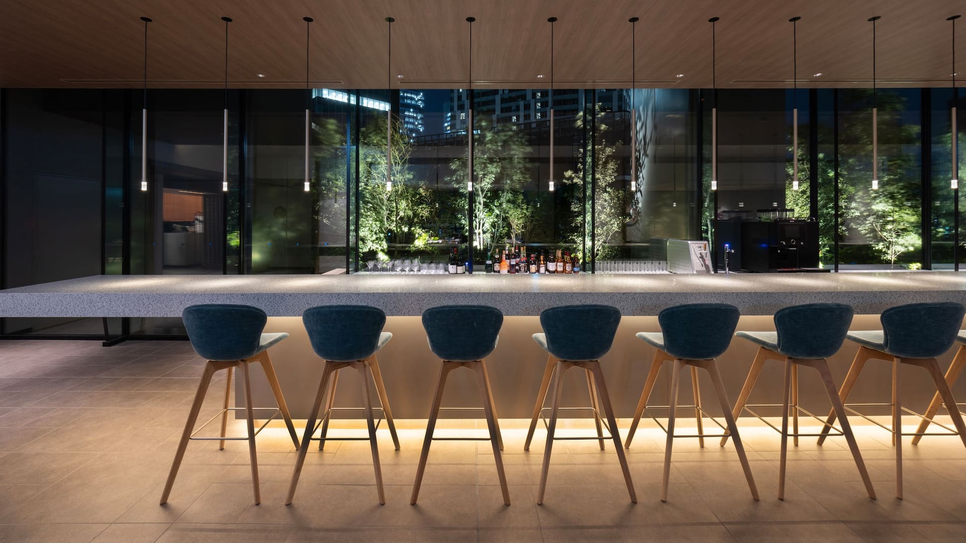 Hyatt House Tokyo Shibuya Hbar Seating Detail Nighttime