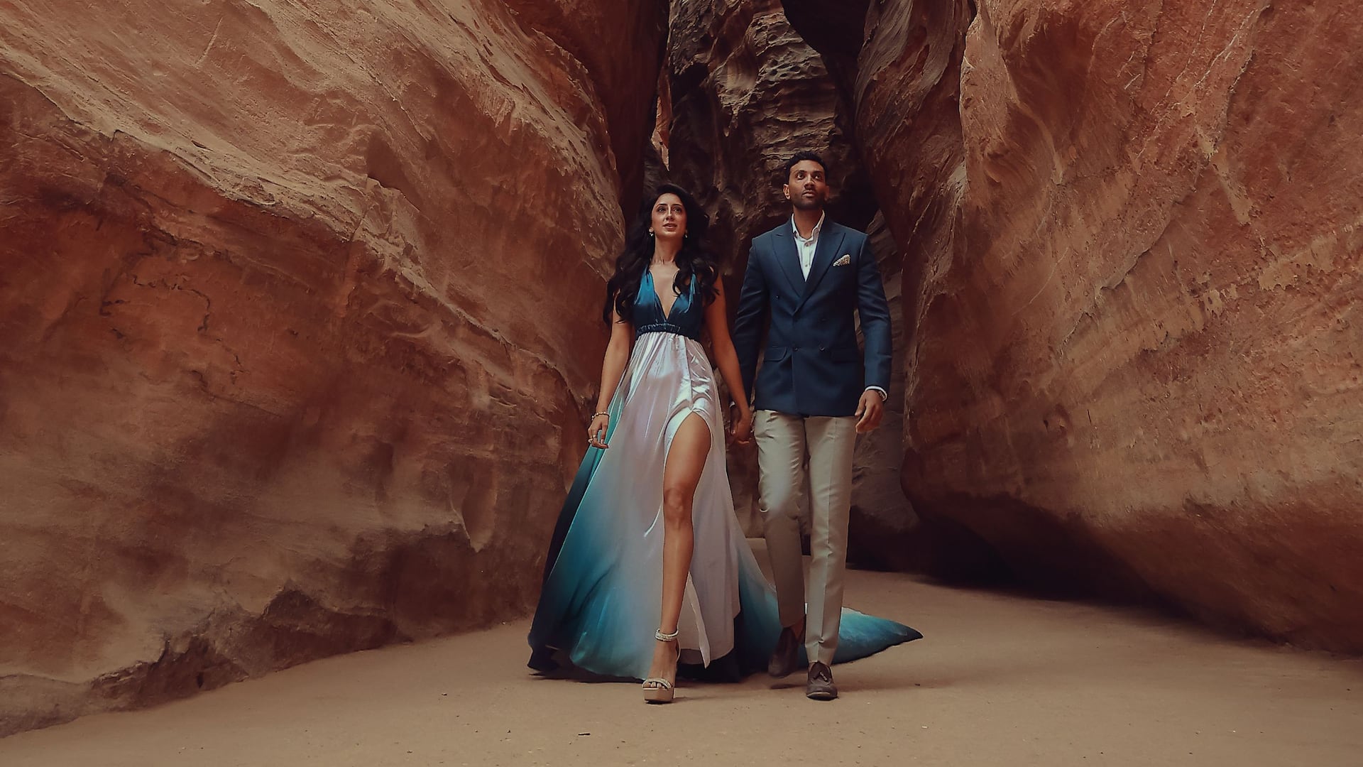 Hyatt Regency Aqaba Ayla Couple Destination Petra Siq