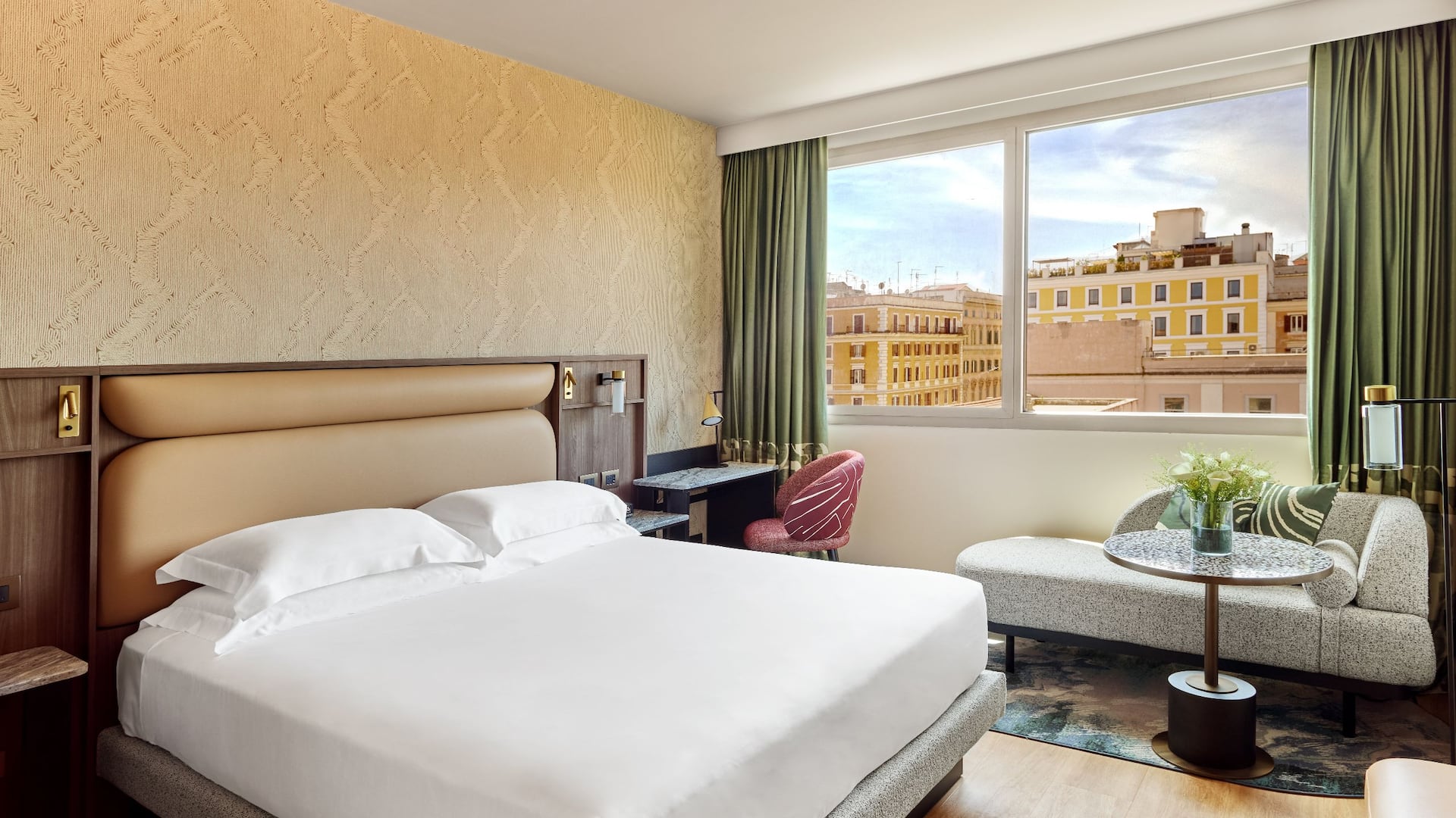Hyatt Regency Rome Central Guestroom King Bed