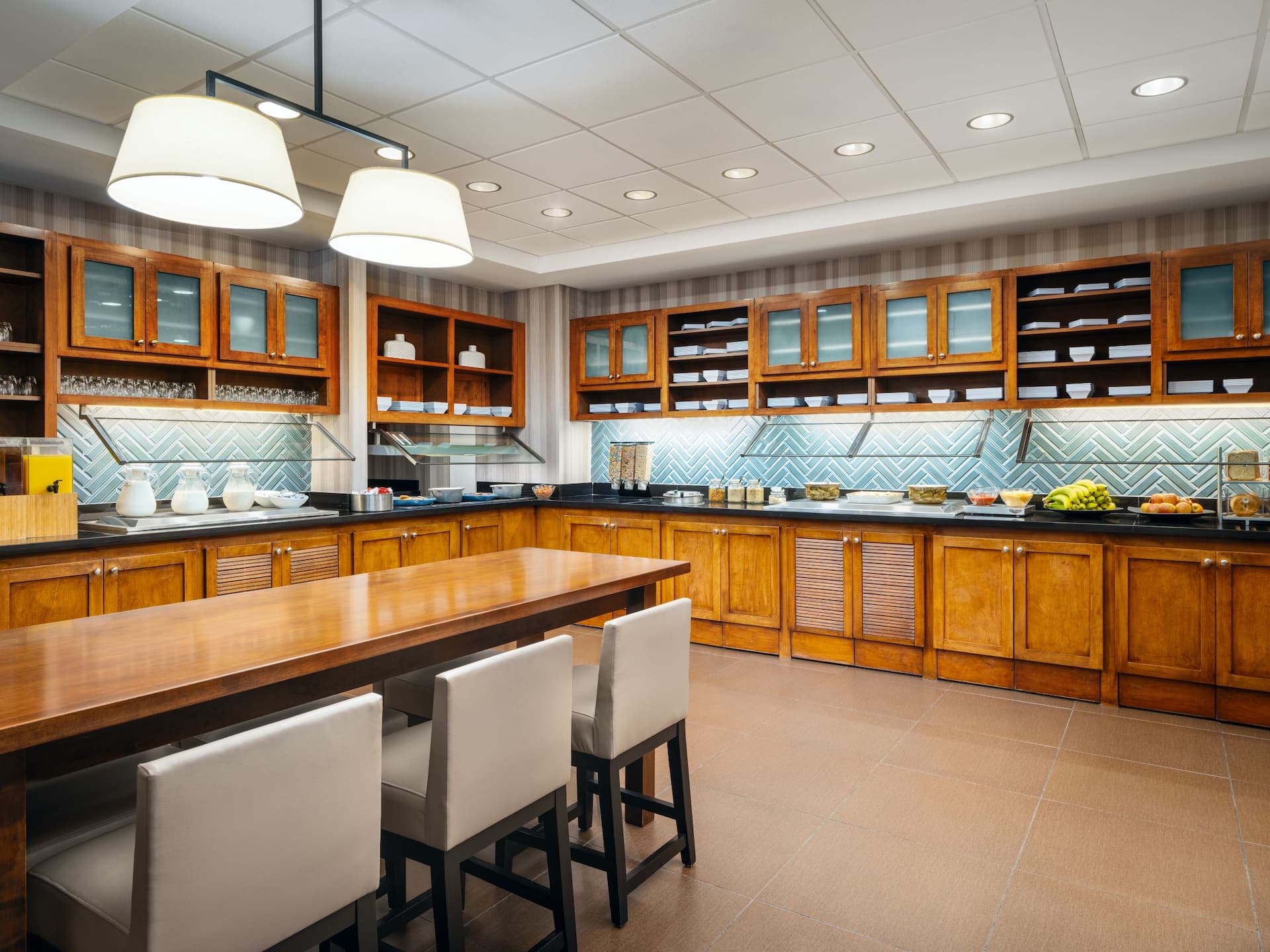 Hyatt Place Columbus-North Breakfast Bar