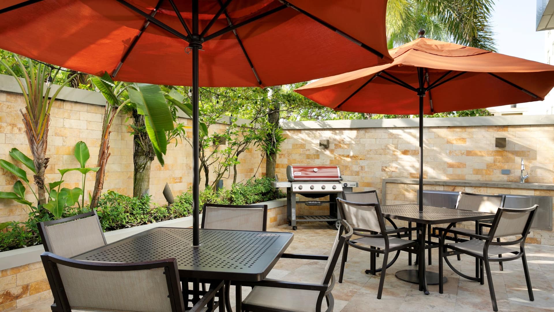 Hyatt House San Juan Terrace Bbq