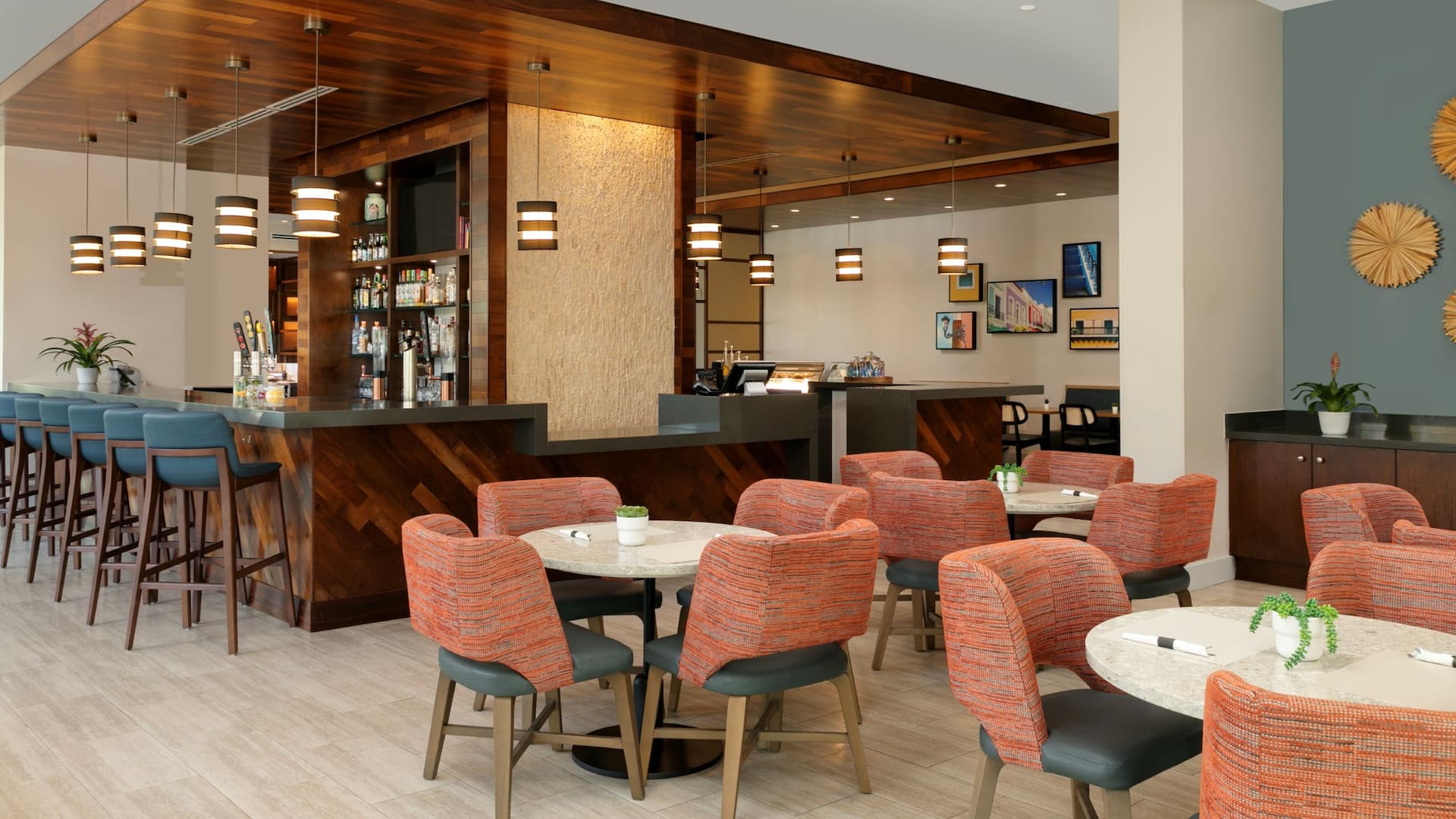 Hyatt Place San Juan The Placery Bar Dining Area