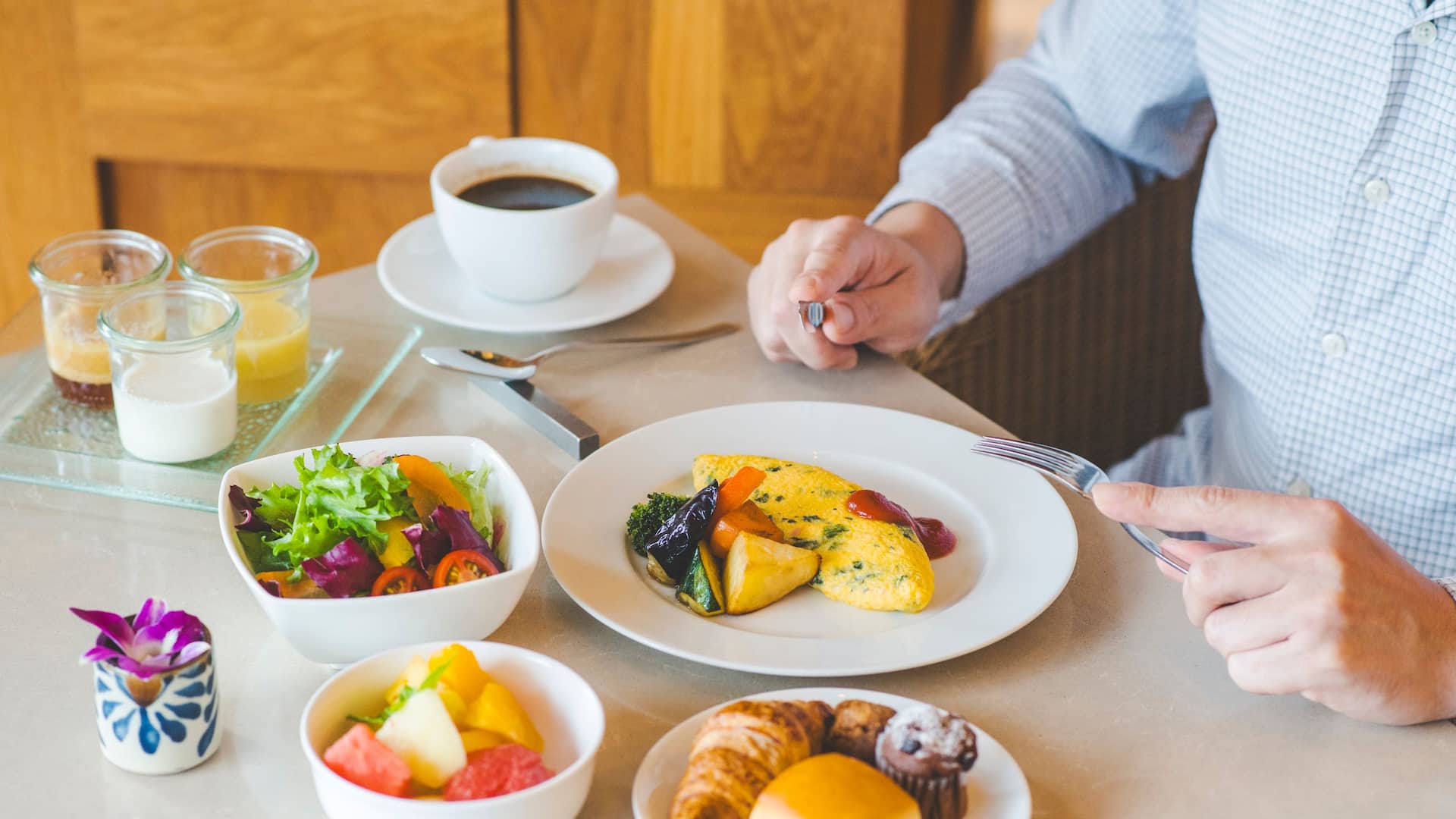 6/6 Hyatt Regency Seragaki Island, Okinawa Regency Club Breakfast