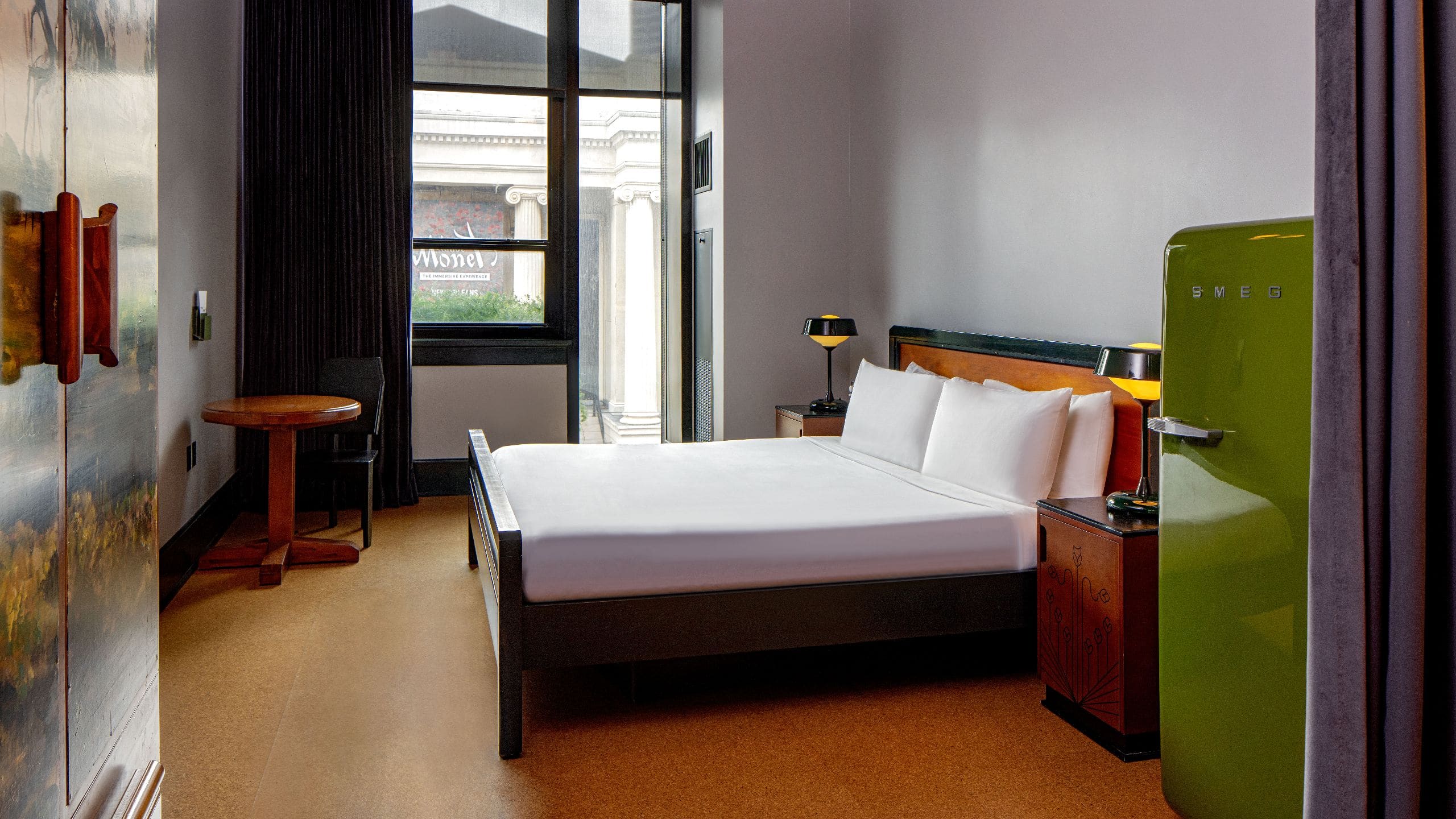 The Barnett King Guestroom