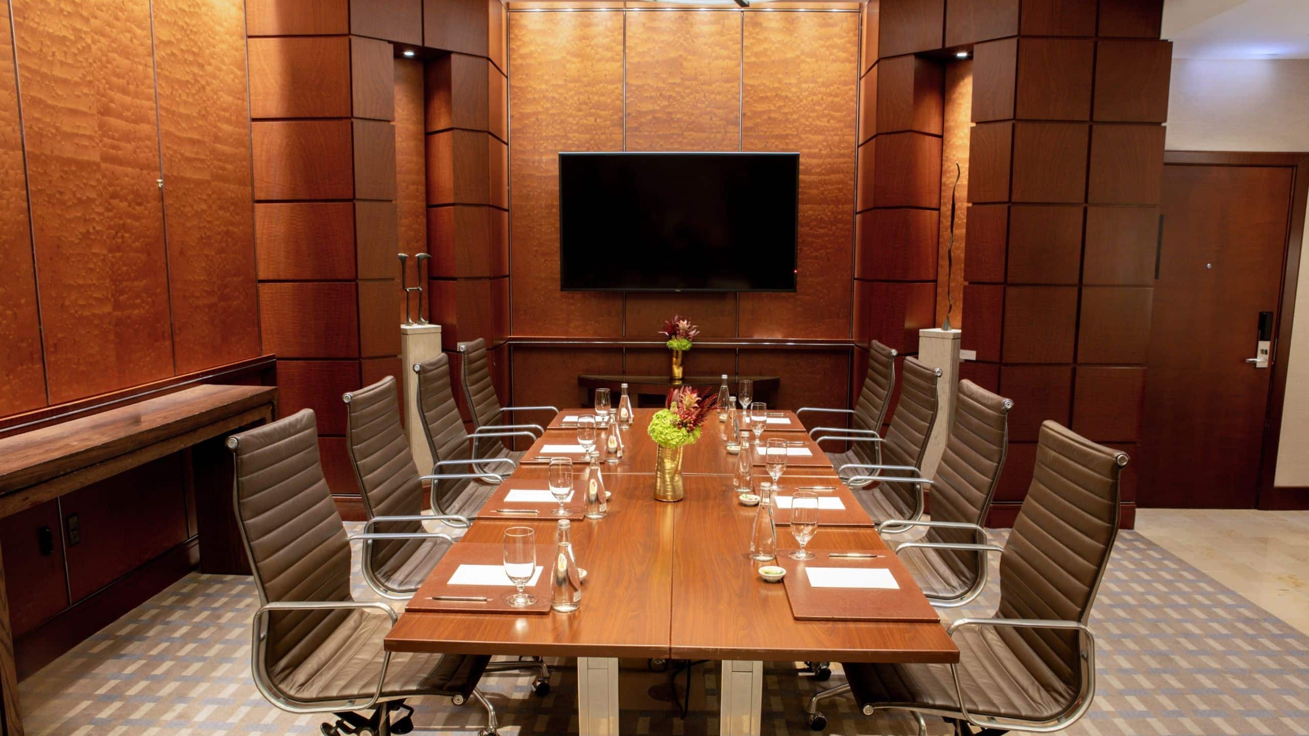 Park Hyatt Chicago Louis Sulliban Boardroom Conference Setup