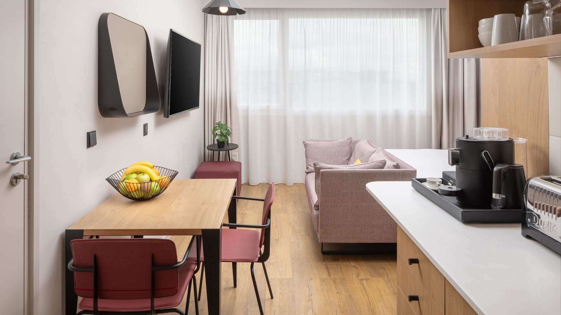 Hyatt House Paris Charles de Gaulle Airport Twin Studio Guest Room