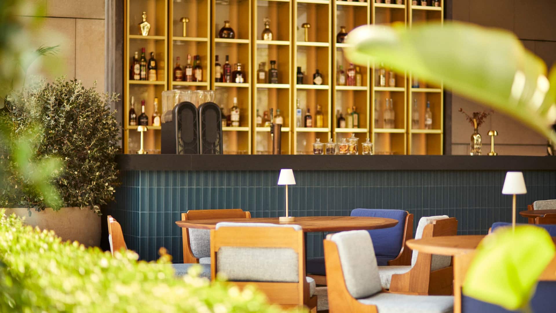 Grand Hyatt Barcelona Sofia Bar And Tapas Terrace Bar Detail