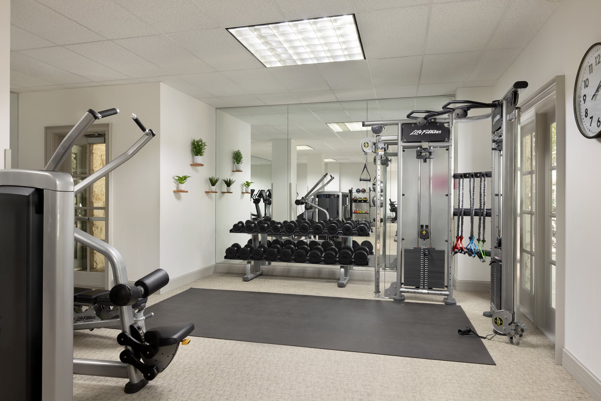 Hyatt Regency Hill Country Resort and Spa Fitness Center Weights