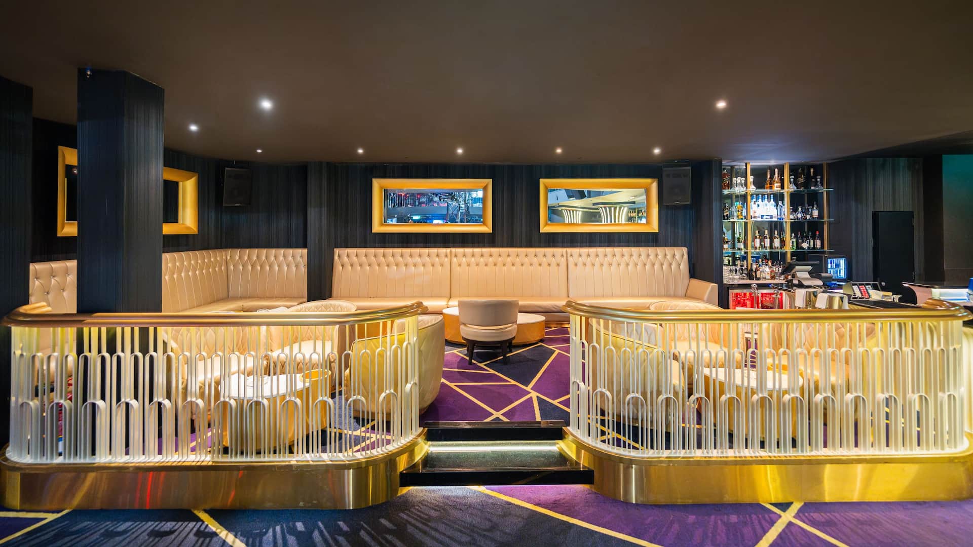 Hyatt Regency Dubai The Premiere Vip Section