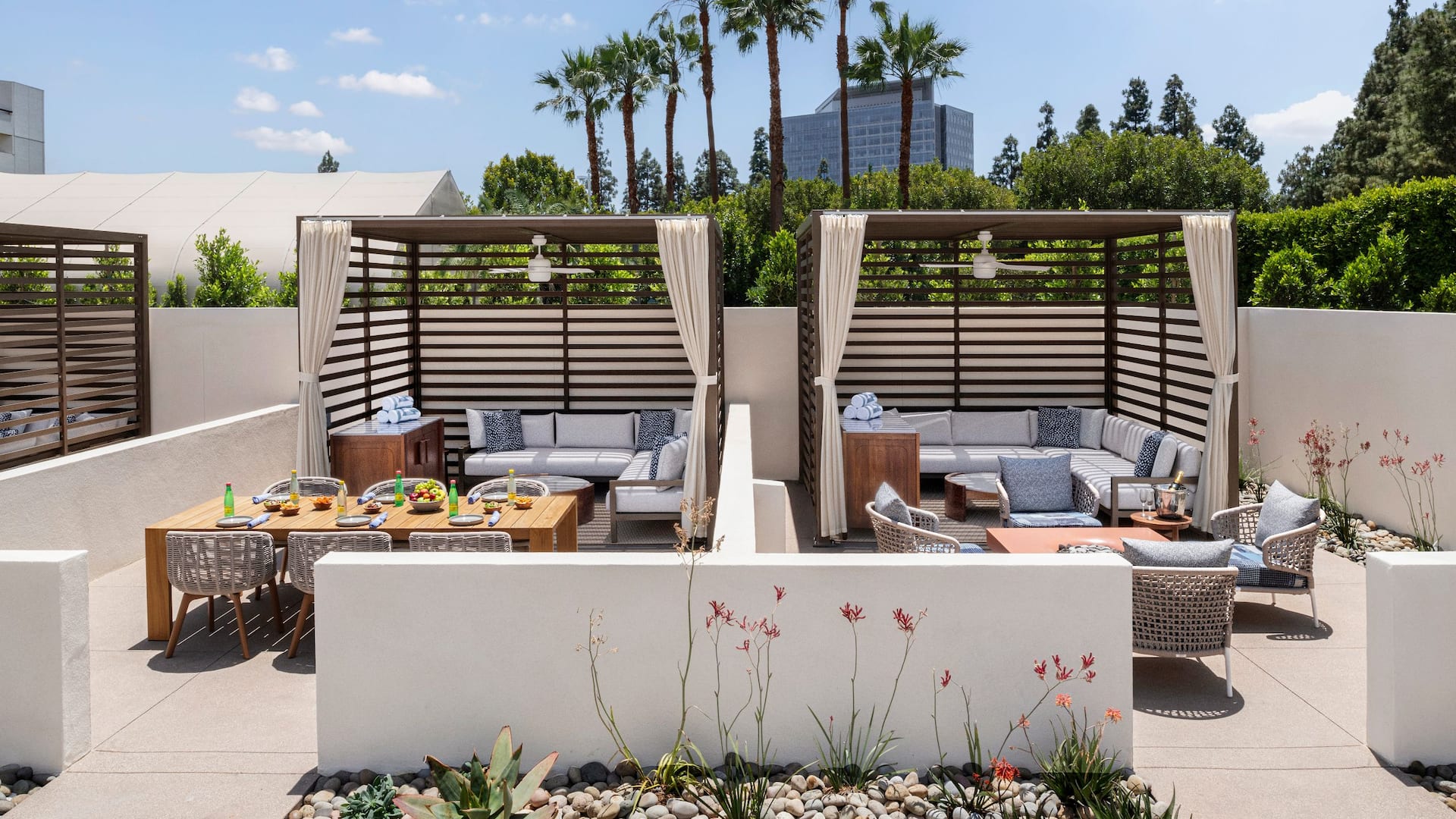 Hyatt Regency Irvine Pool Cabana
