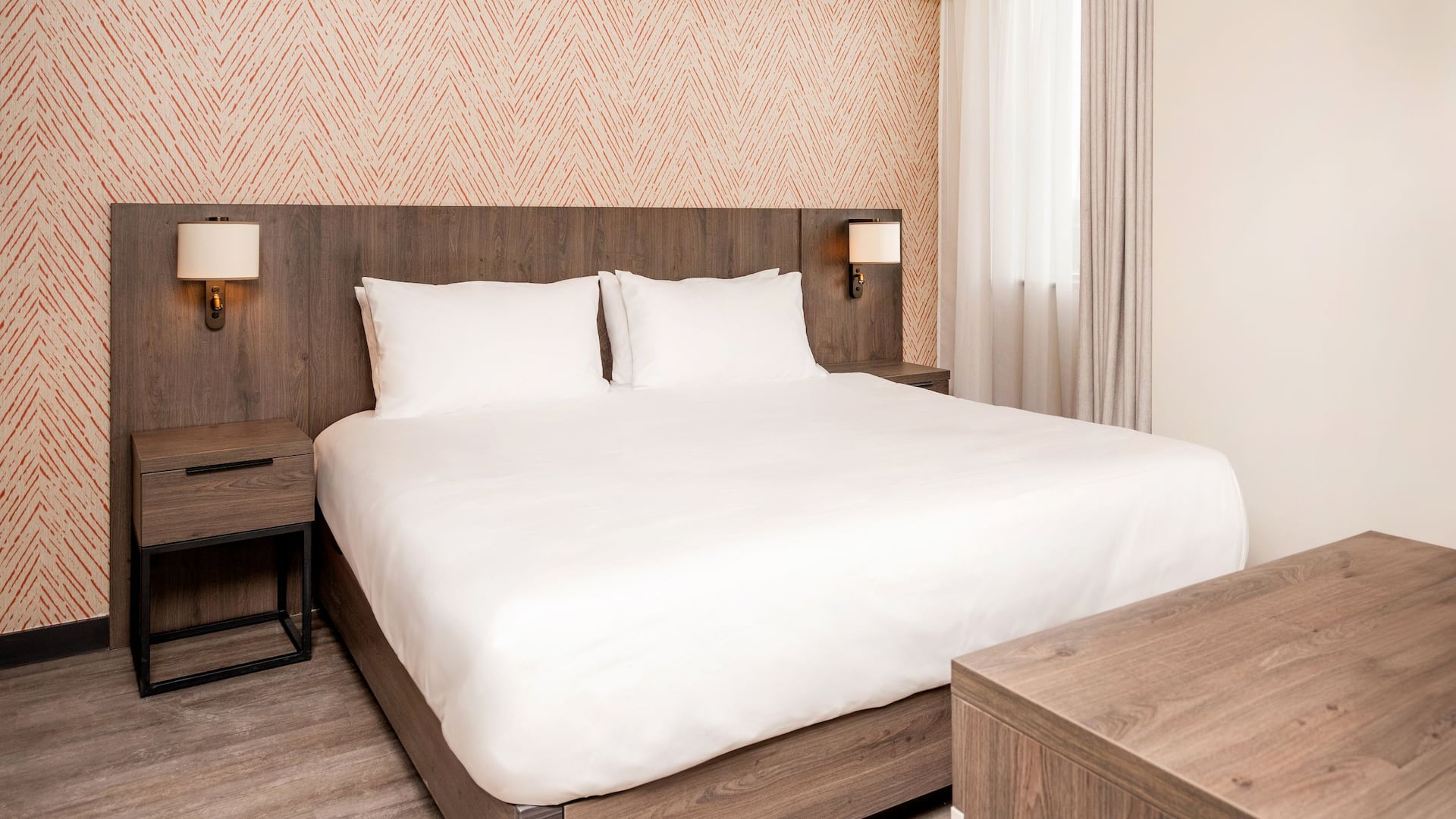 2 of 5 Hyatt House Leeds Guestroom King Bed