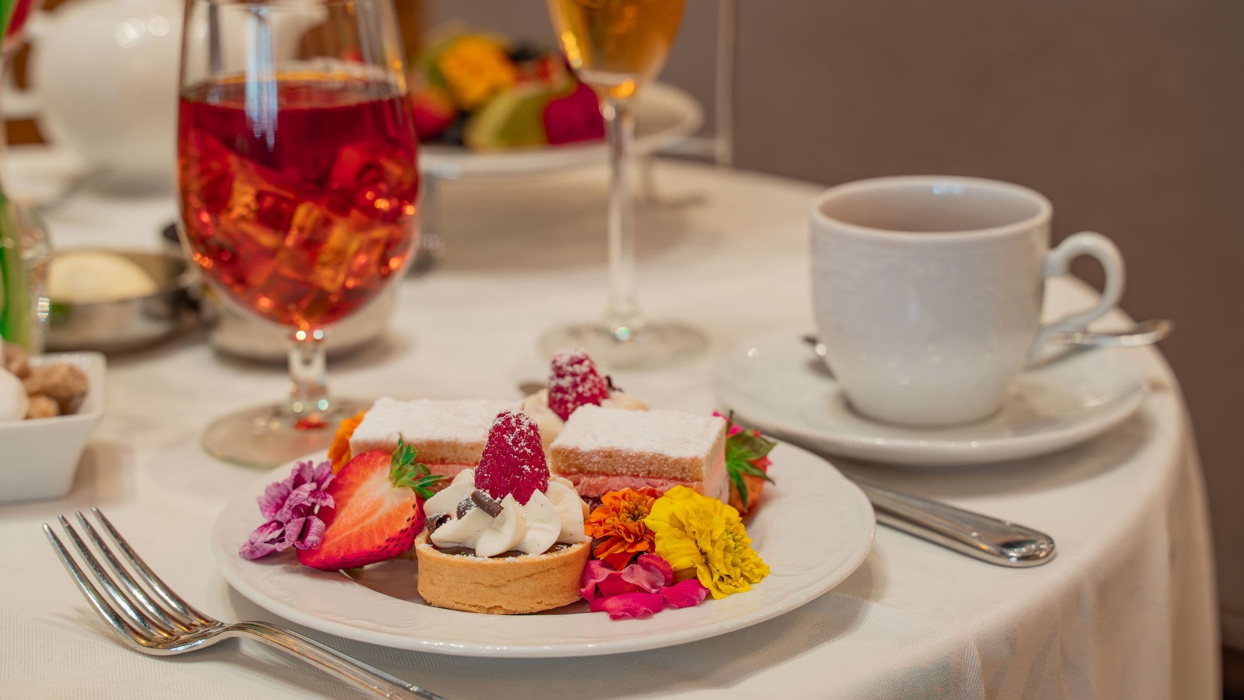 The Driskill 2024 Afternoon Tea Dessert Plate