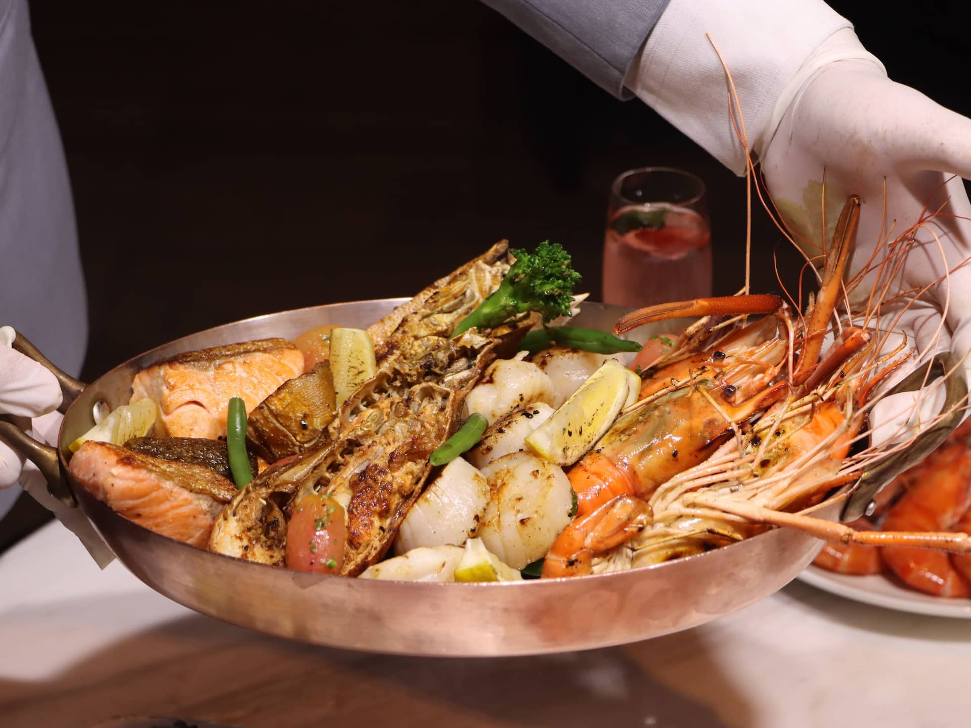 Hyatt Regency Phnom Penh Seafood Buffet Set Food