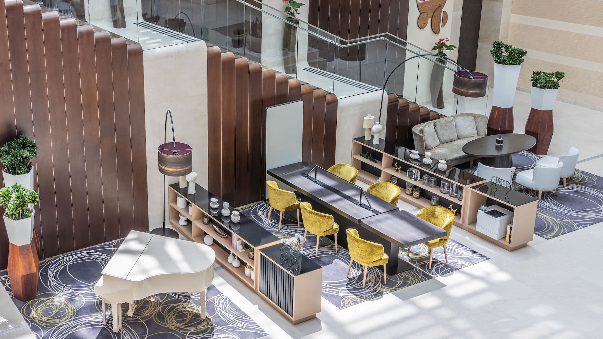 Hyatt Regency Oryx Doha Lobby Detail