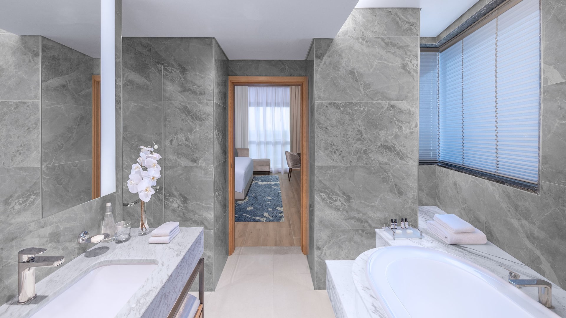 5/5 Hyatt Regency Oryx Doha Oryx Suite Bathroom