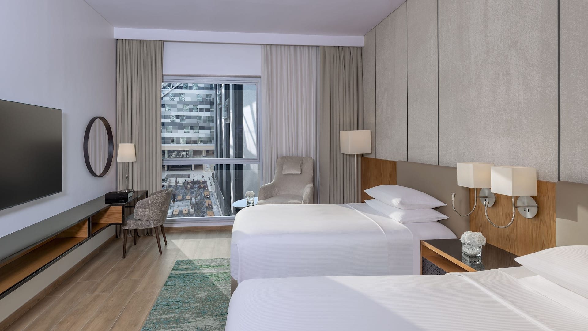 Hyatt Regency Oryx Doha Twin Room Courtyard View