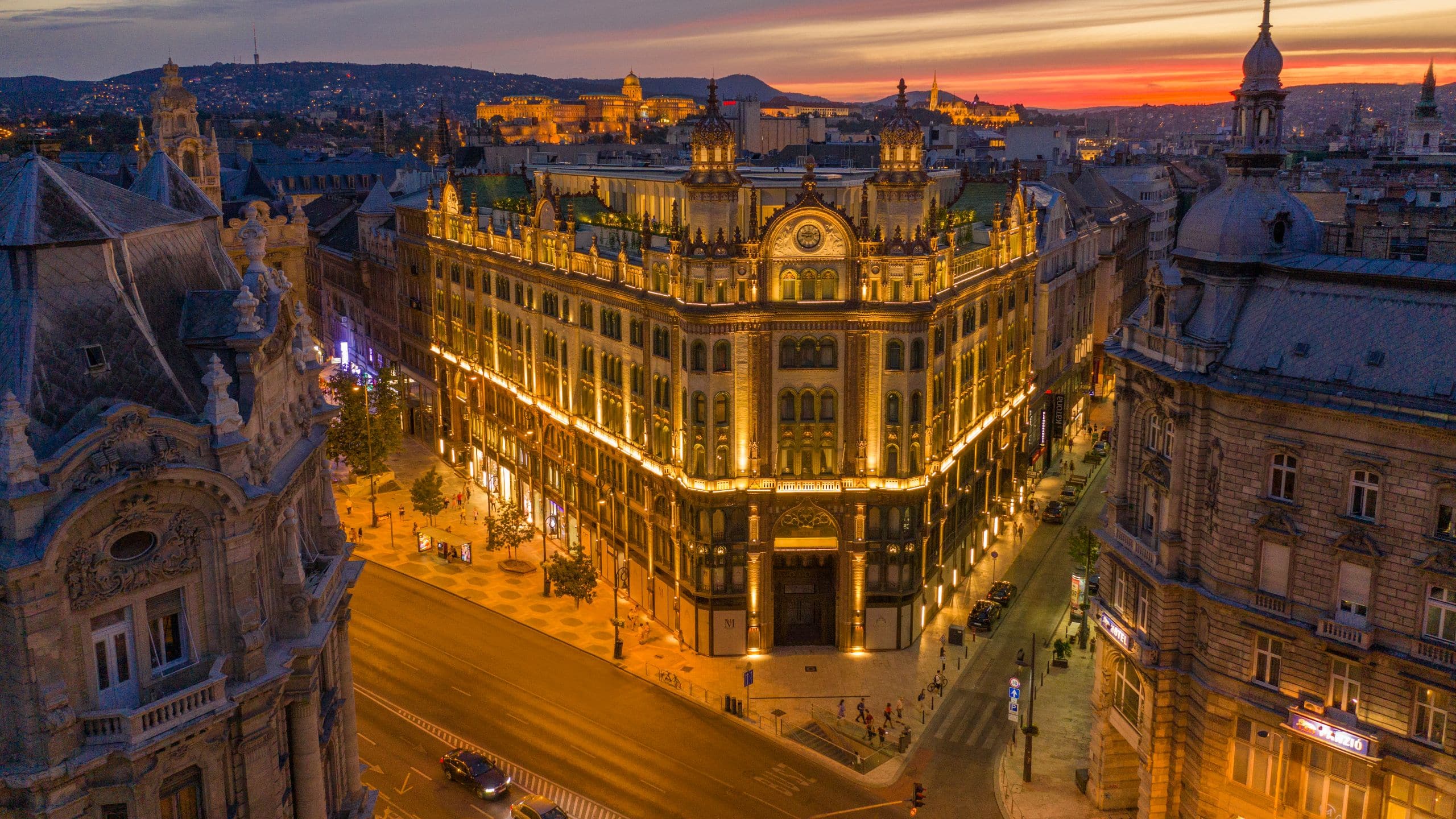Párisi Udvar Hotel Budapest Hotel Exterior Night
