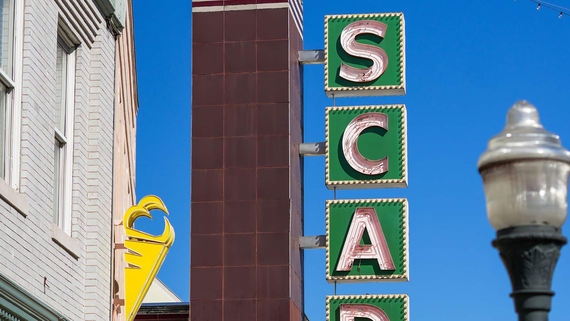 Hyatt Regency Savannah Destination Scad Signage