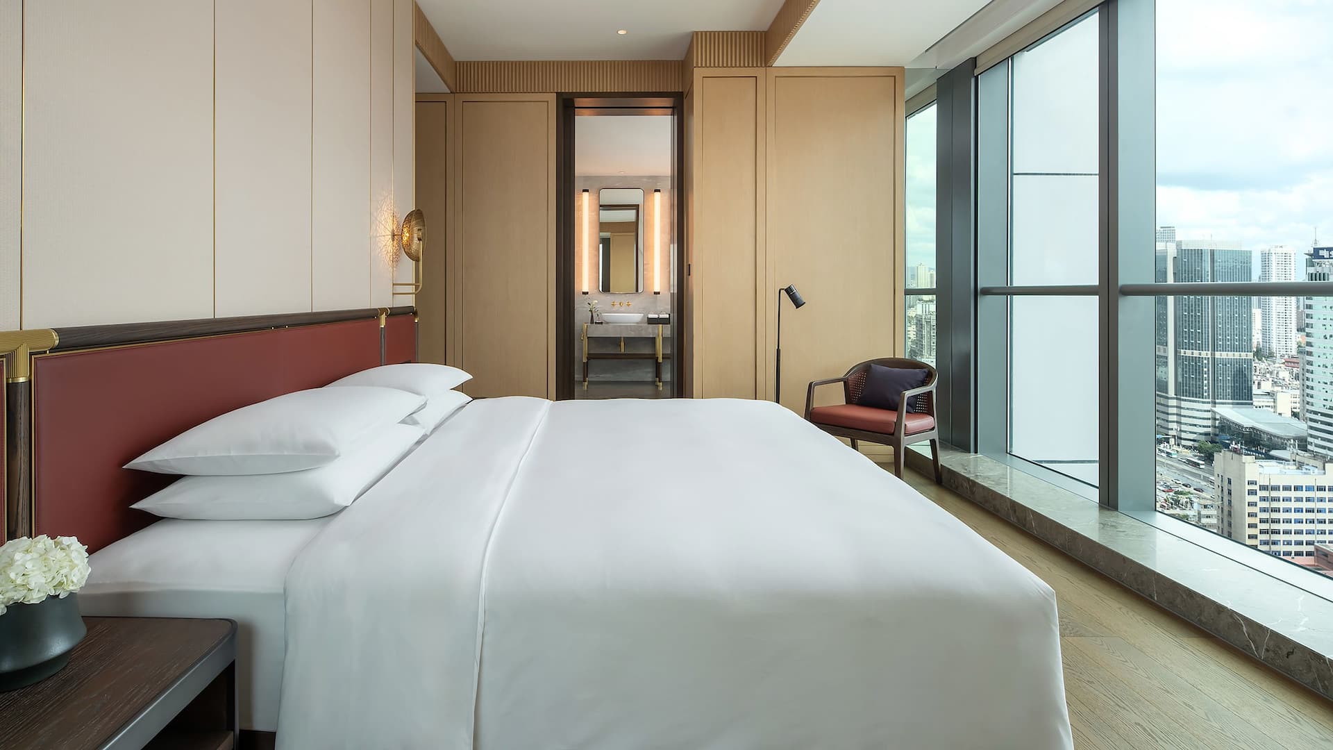 第 1，共 2 Grand Hyatt Kunming Suite King Bed