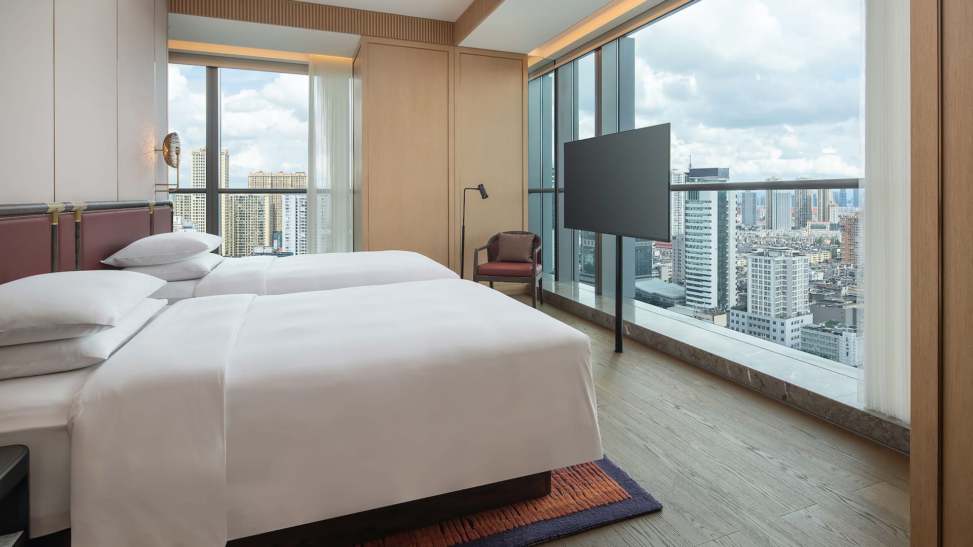 第 1，共 2 Grand Hyatt Kunming Suite Twin Beds