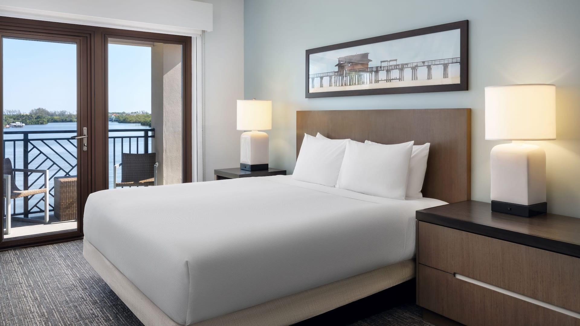 第 3，共 5 Hyatt House Naples/5th Avenue BVK One Bedroom King View Bedroom