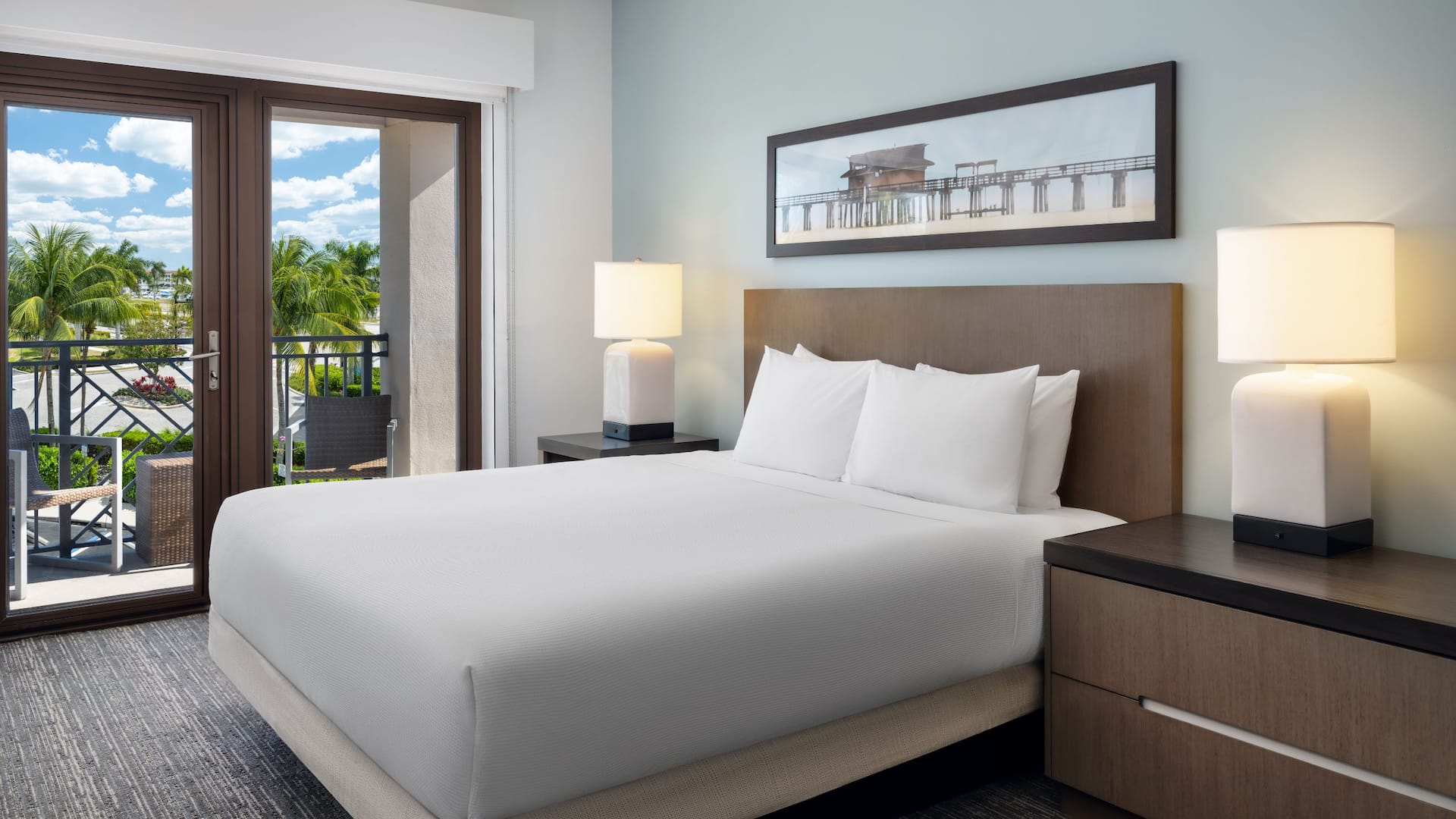 Hyatt House Naples/5th Avenue BVK One Bedroom King View Bedroom Alt View