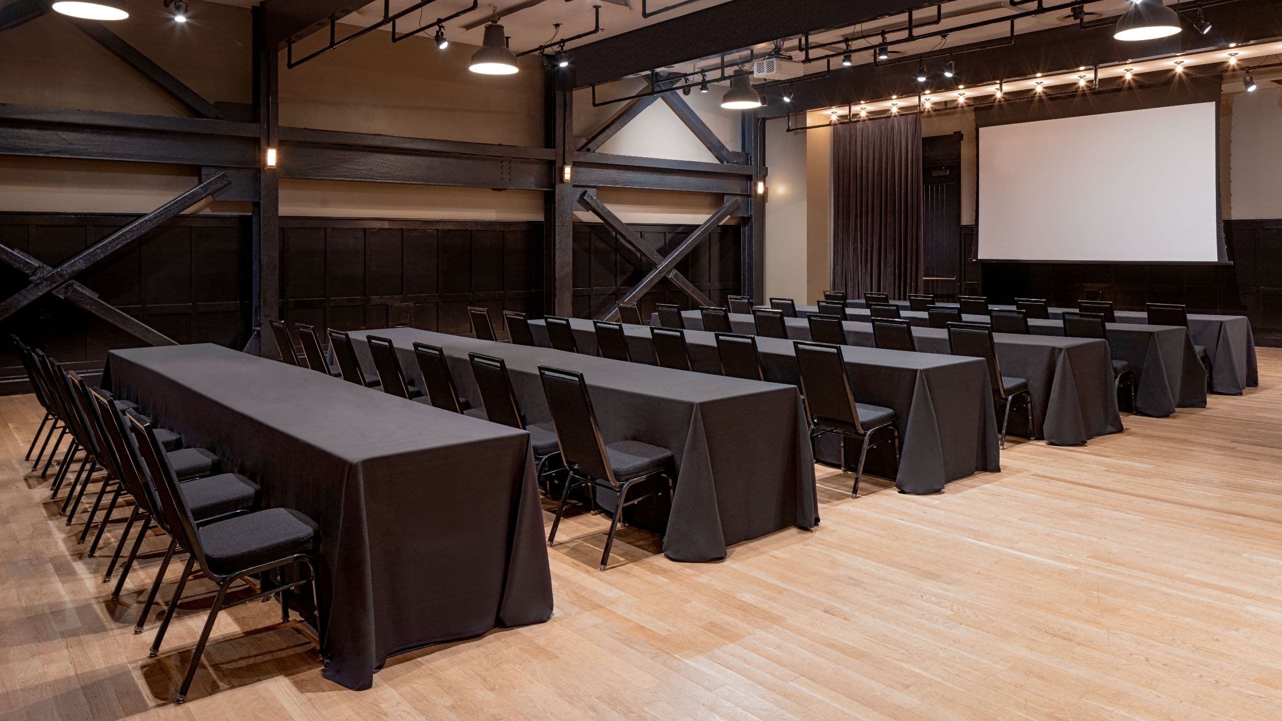 2 of 3 The Barnett Ballroom Classroom